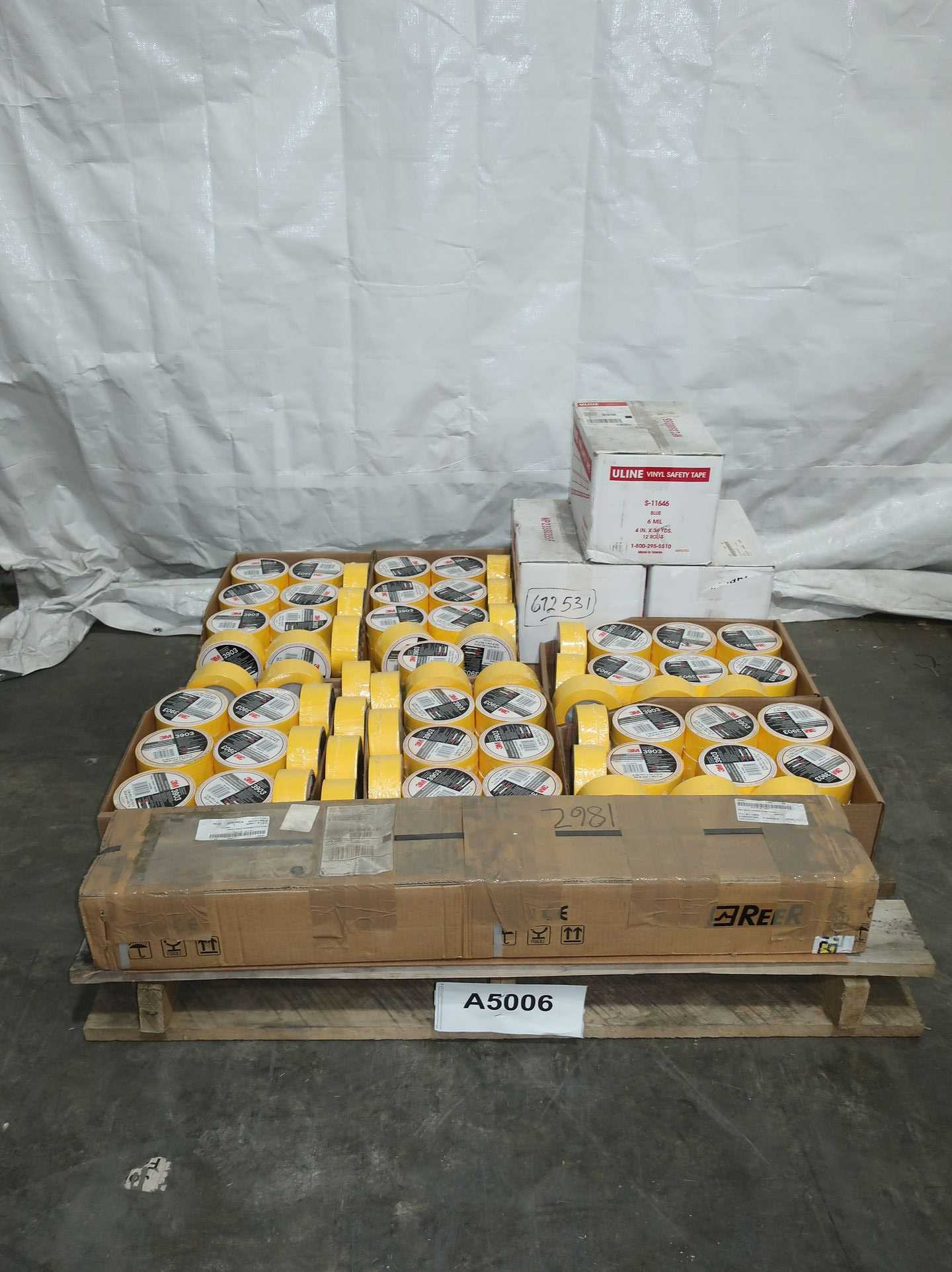 BULK QTY OF ASSORTED SAFETY EQUIPMENT - SAFETY EQUIPMENT