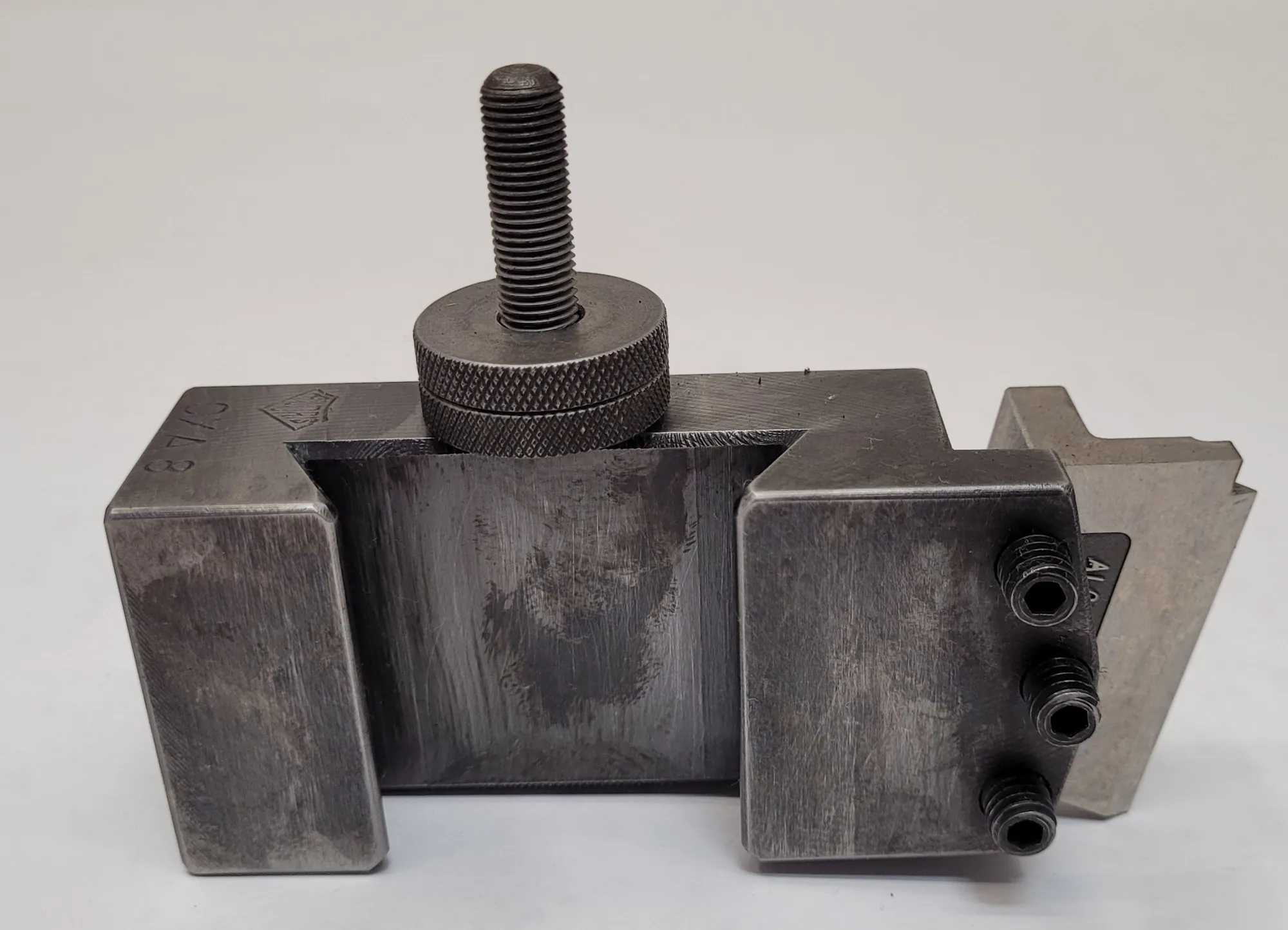 ALORIS CXA-8 THREADING TOOL HOLDER, 2-3/8" WEDGE, ALORIS P-6 CUTTER, 5" X 2" X 1-1/4" - MACHINE TOOLING