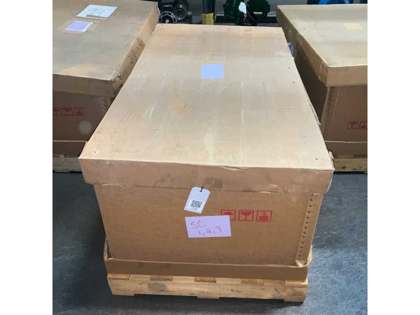 BULK QTY OF INDUSTRIAL PARTS - INDUSTRIAL PARTS