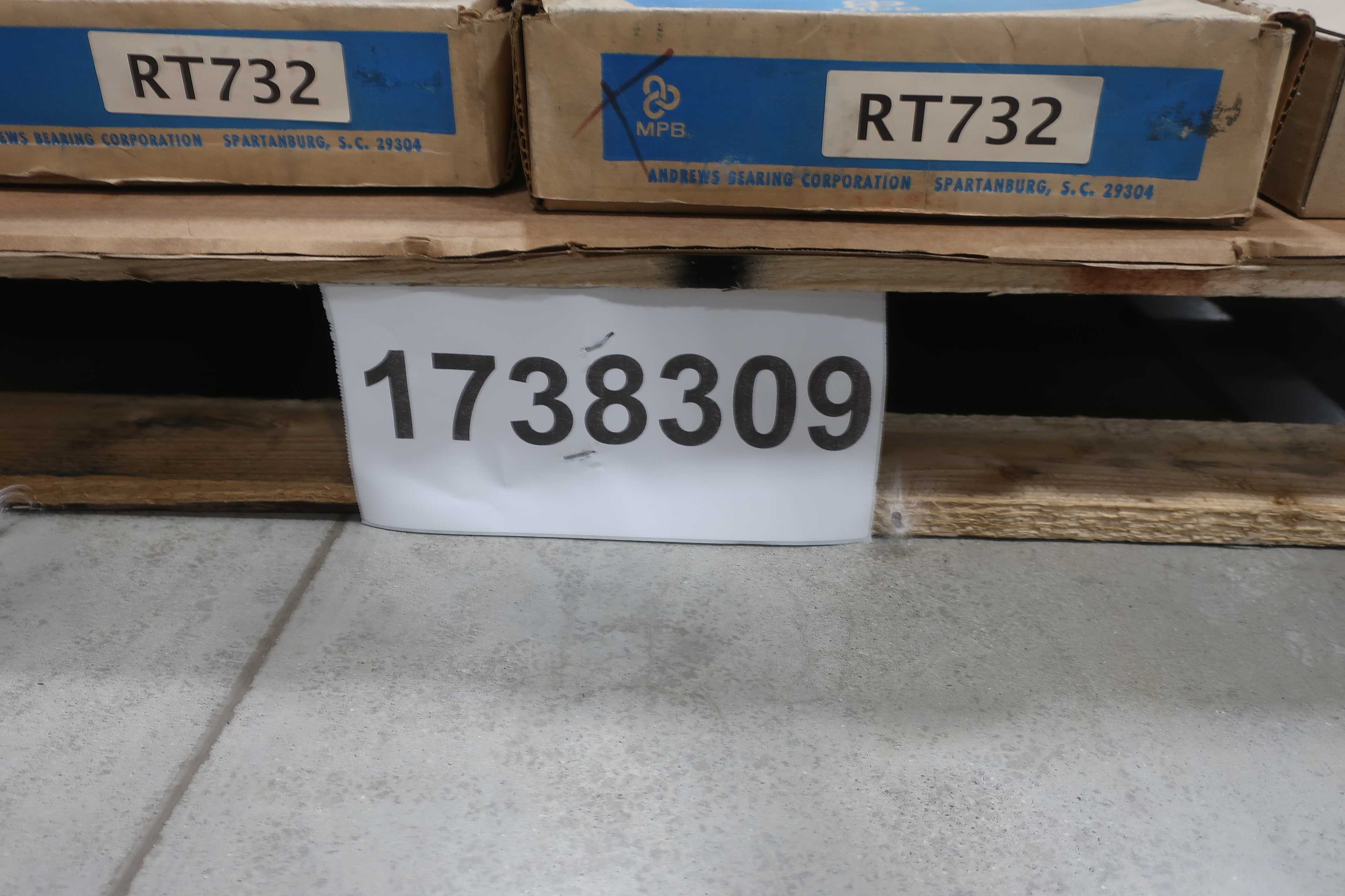 SKU 1738309 - PALLET OF ASSORTED ROLLER BEARINGS - BEARINGS