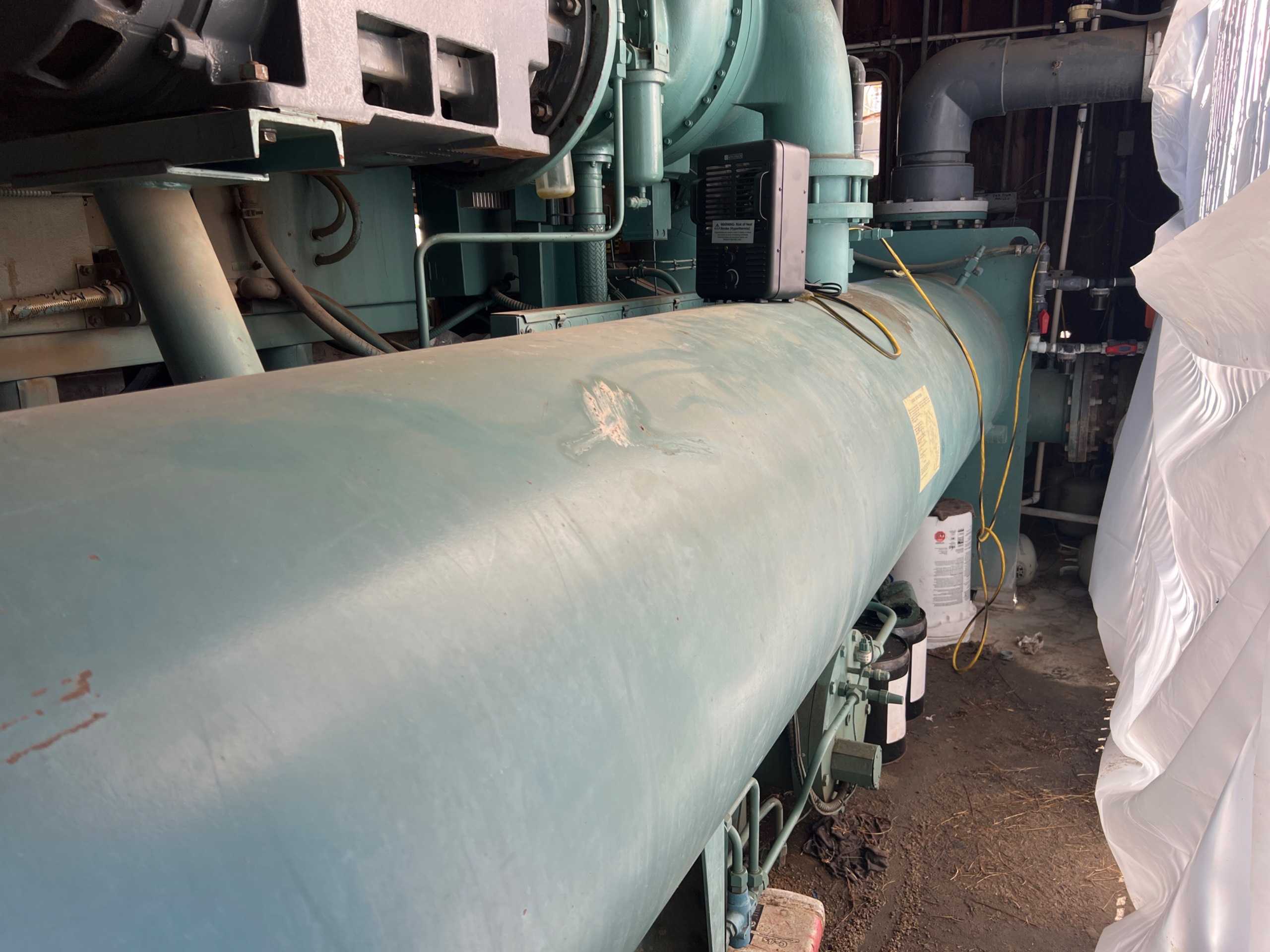 YORK YKFCFDH7CVESVSD LIQUID CHILLING SYSTEM - CHILLERS