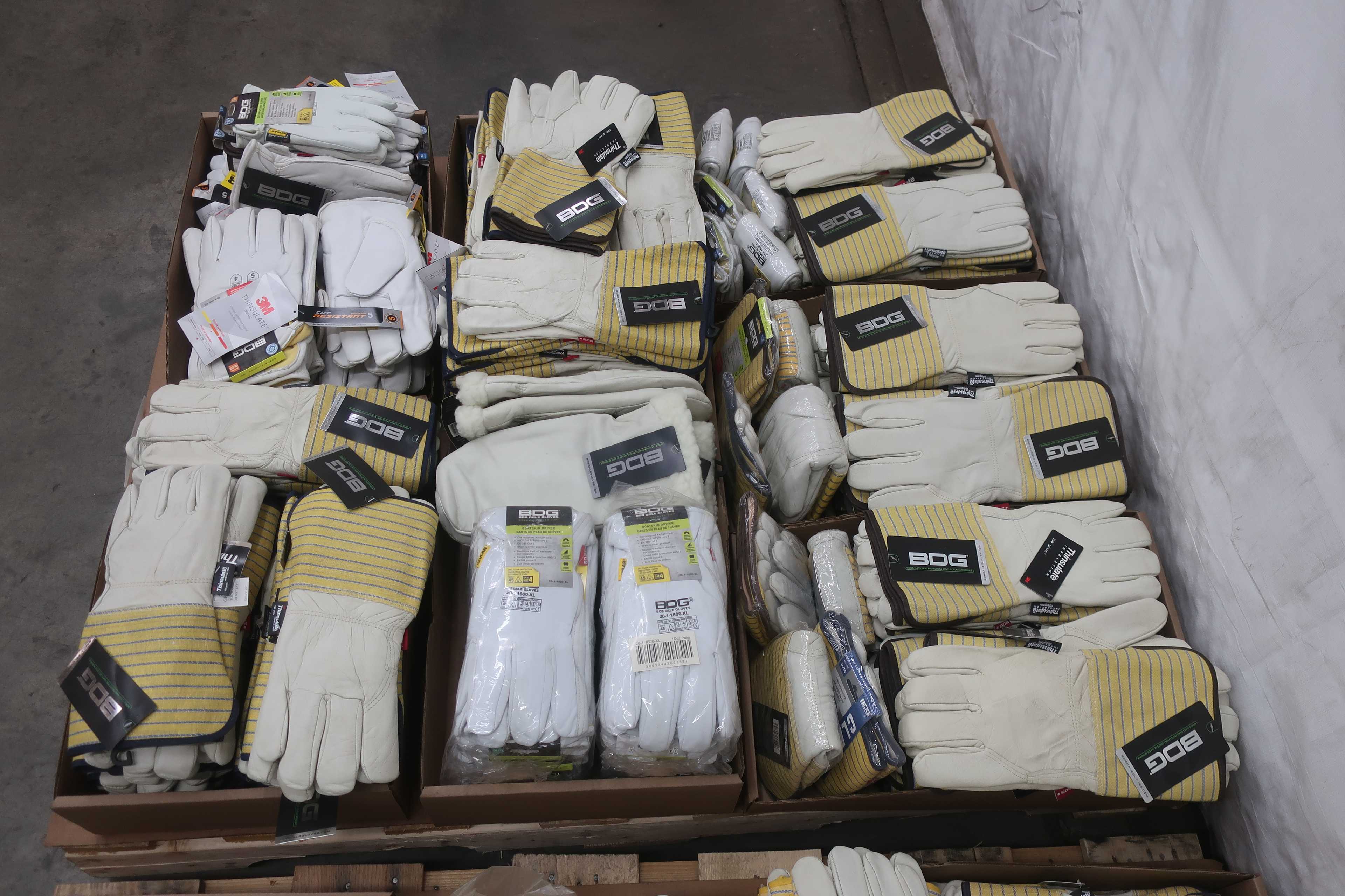 2 PALLETS OF BDG 3M THINSULATE LEATHER GLOVES, NEW WITH TAGS - PPE