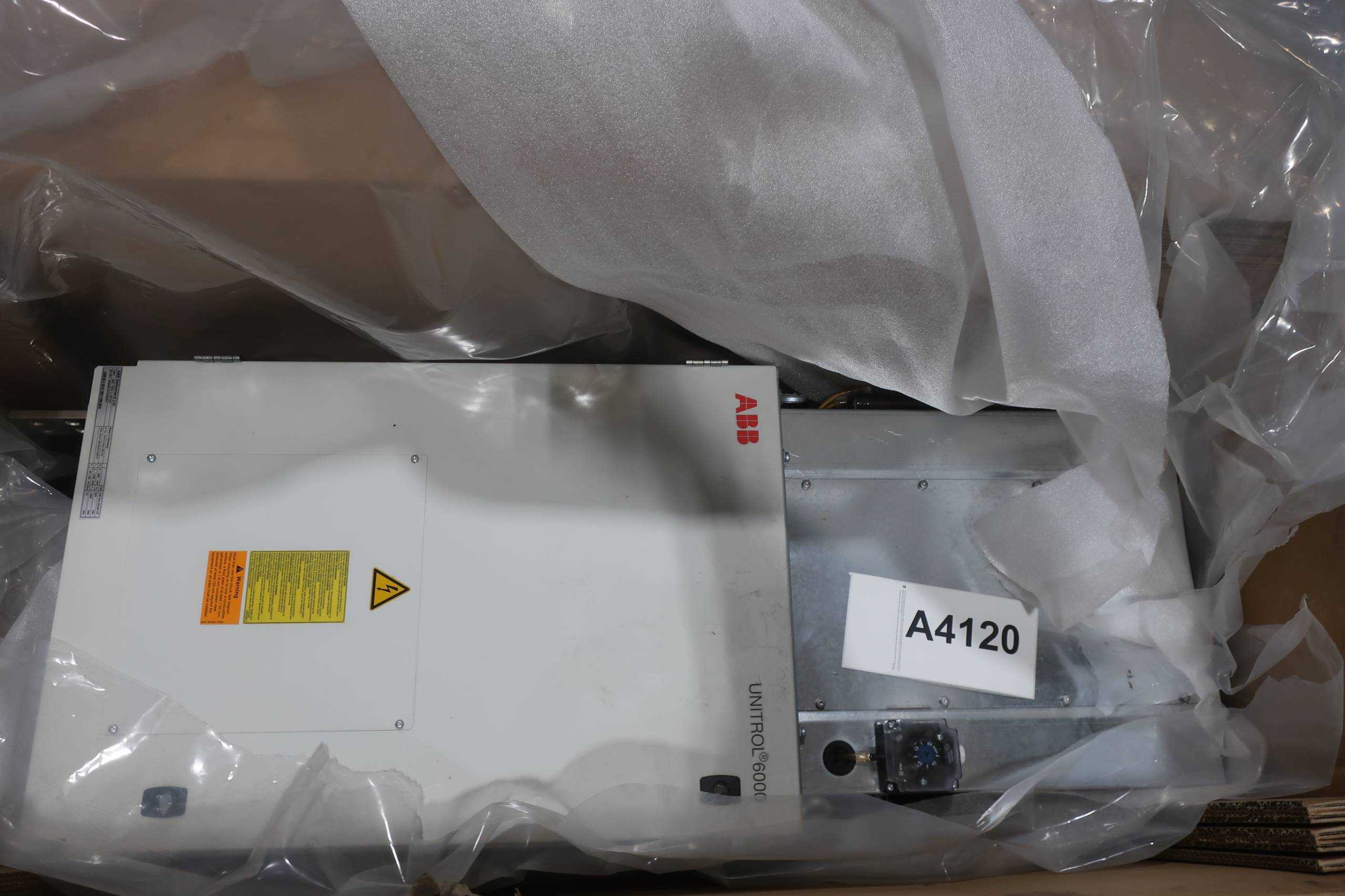 LOT OF 1 ABB UNITRAL 6000 2052651A12348921 - AUTOMATION & CONTROLS