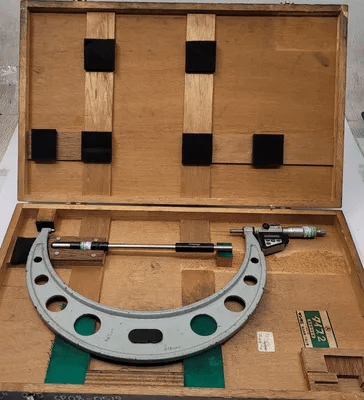MITUTOYO 193-222 DIGITAL OUTSIDE MICROMETER, 11-12” RANGE, 0.0001” GRADUATION - MACHINE TOOLING