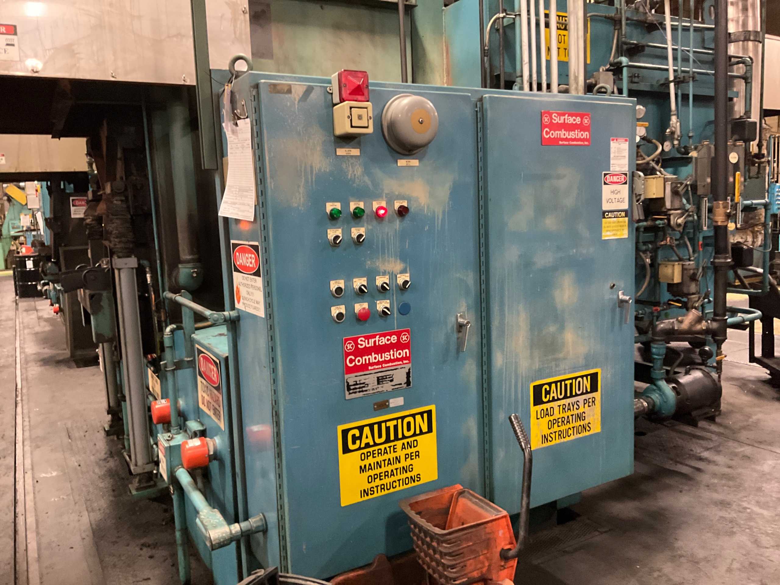 SURFACE COMBUSTION SUPER ALLCASE CARBURIZING FURNACE - CARBURIZING FURNACE