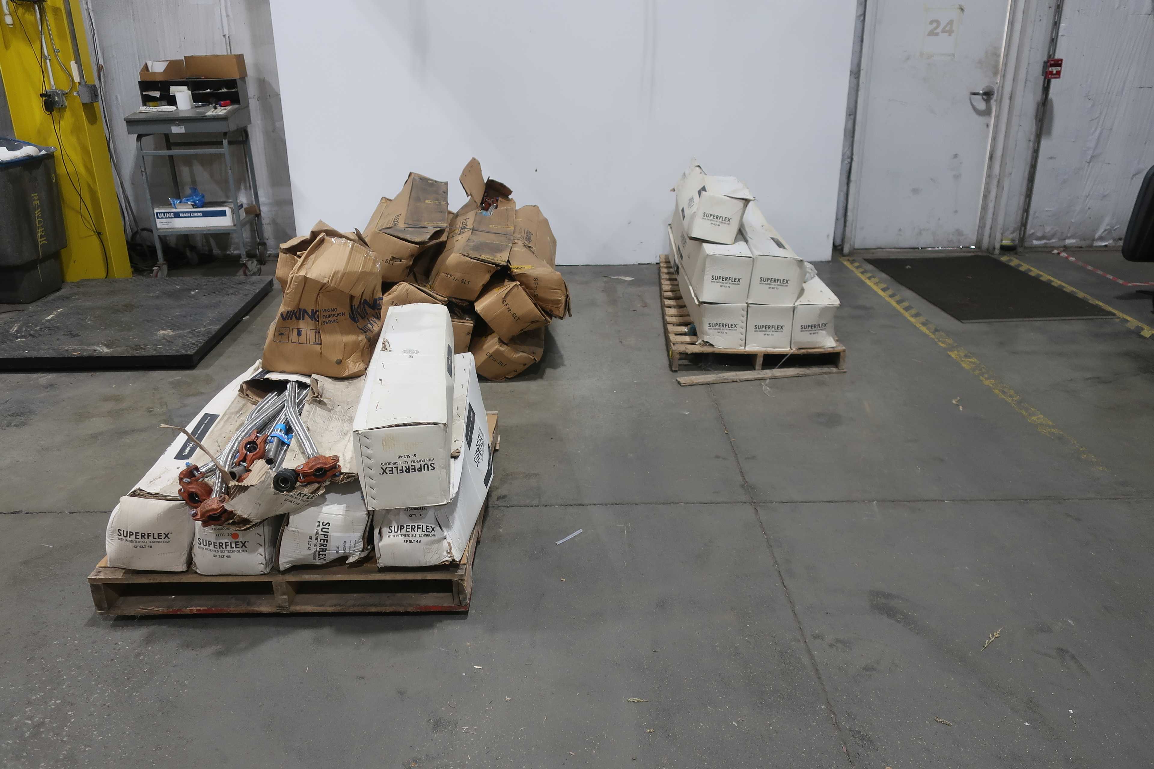 3 PALLETS OF ASSORTED FLEXHEAD HOSES - FLEXIBLE HOSE