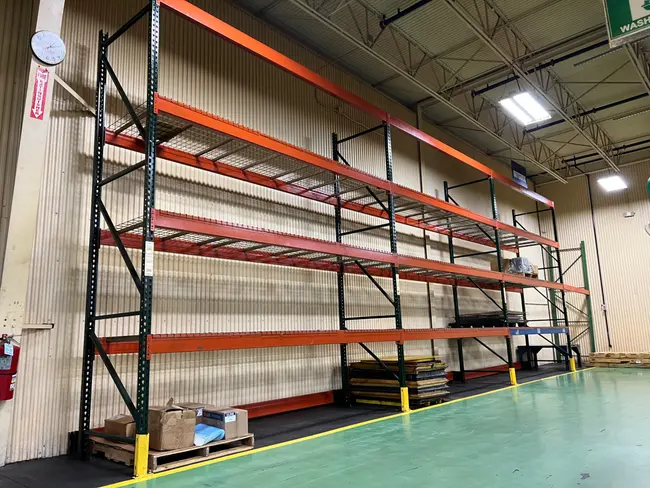 BULK QTY OF PALLET RACKING - undefined