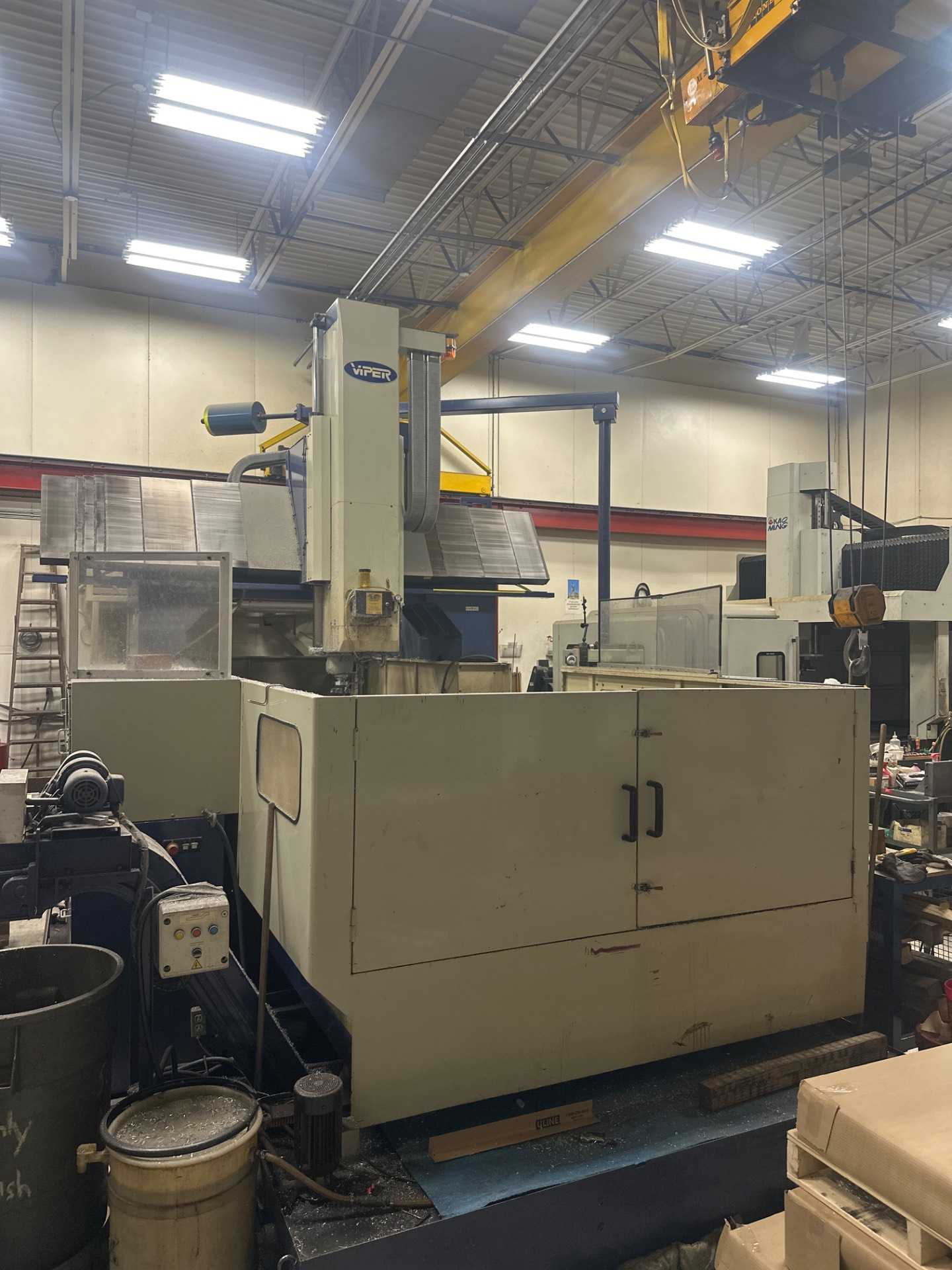 2000 MIGHTY VIPER VMC-B3000 BRIDGE-STYLE VMC, 3000X2100X1070MM, 6000 RPM, #50 TAPER, GEARBOX - VERTICAL MACHINING CENTERS