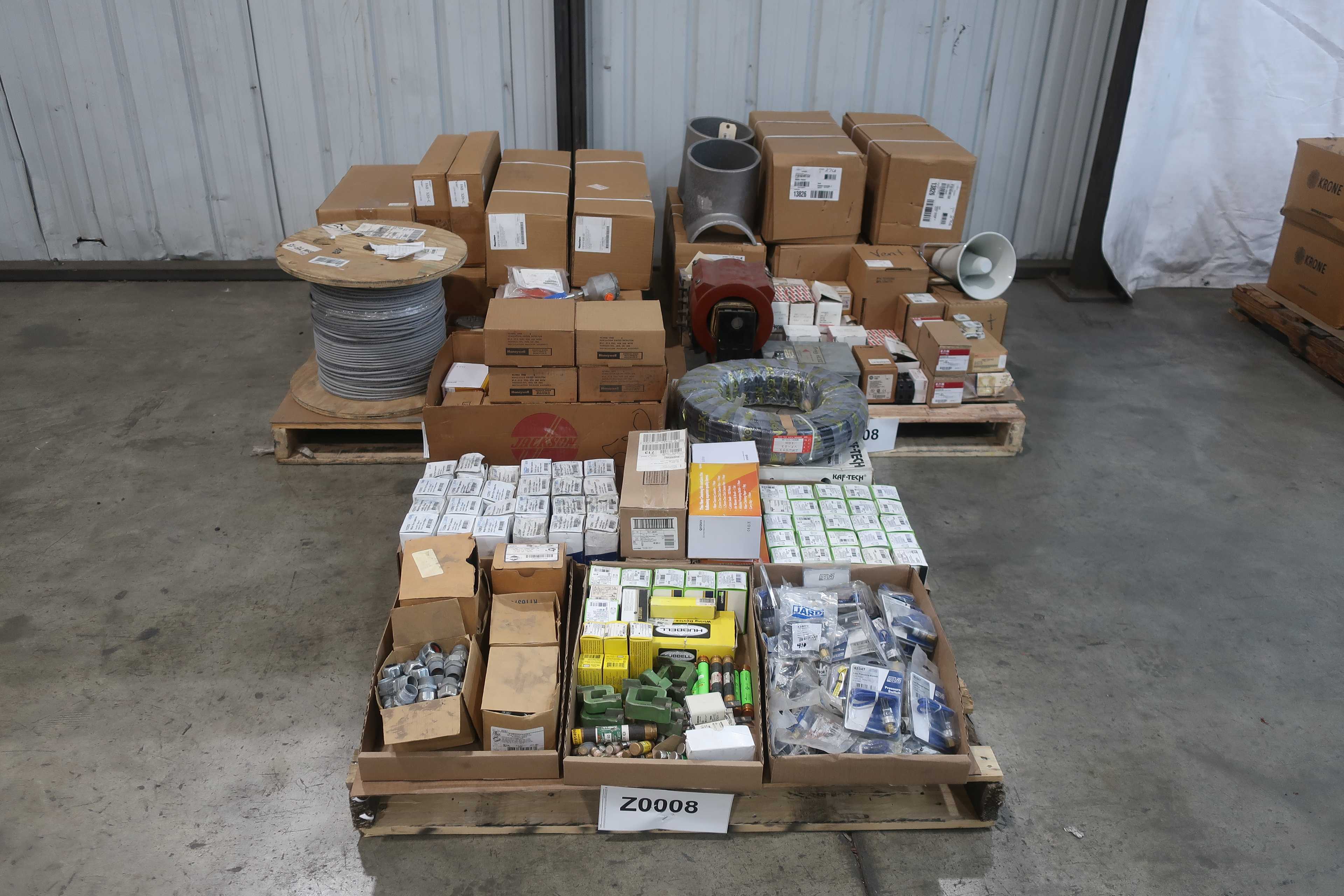 3 PALLETS OF ASSORTED ELECTRICAL COMPONENTS - ELECTRONIC COMPONENTS