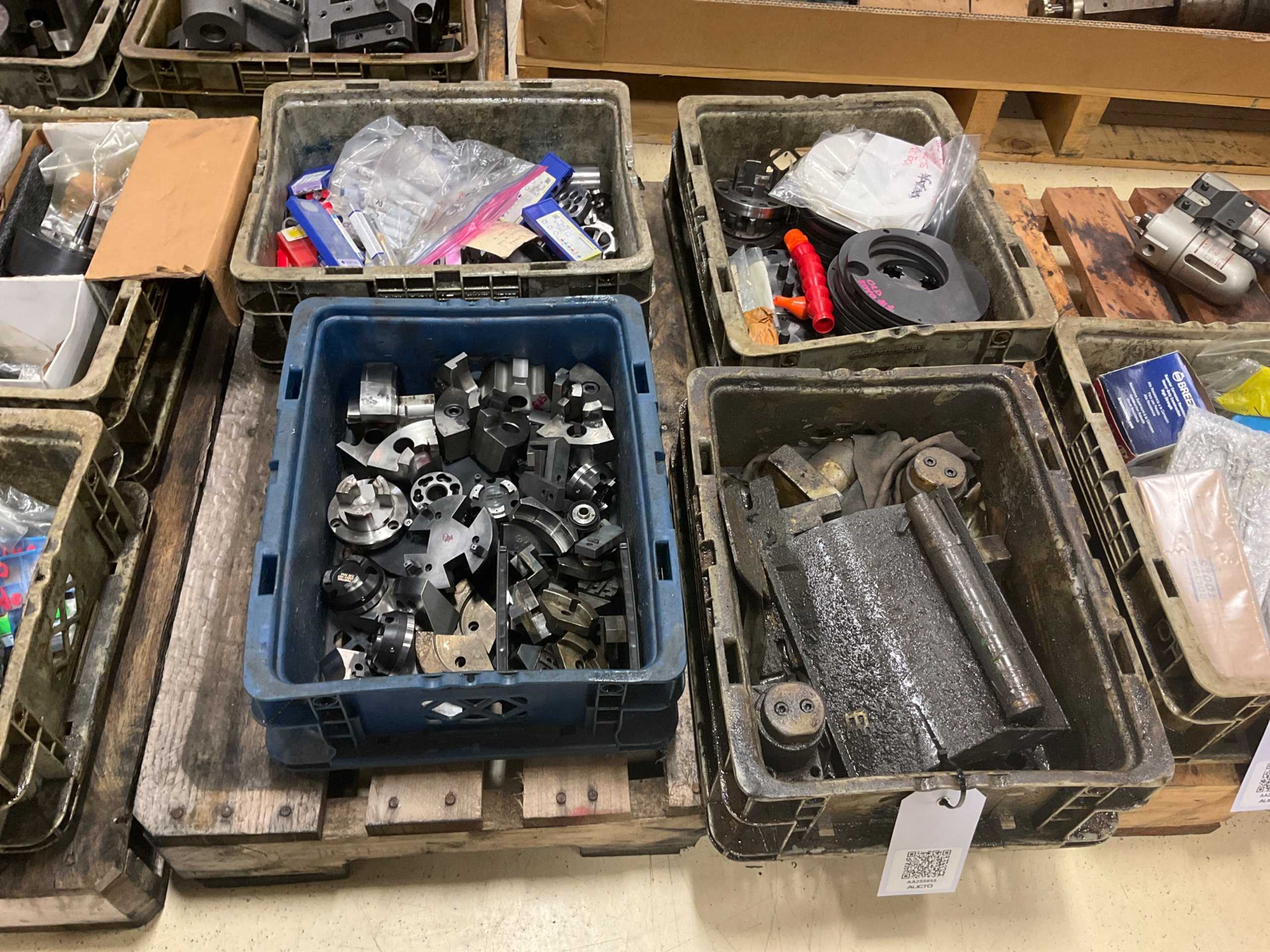 BULK QTY OF INDUSTRIAL PARTS BULK QTY OF INDUSTRIAL PARTS