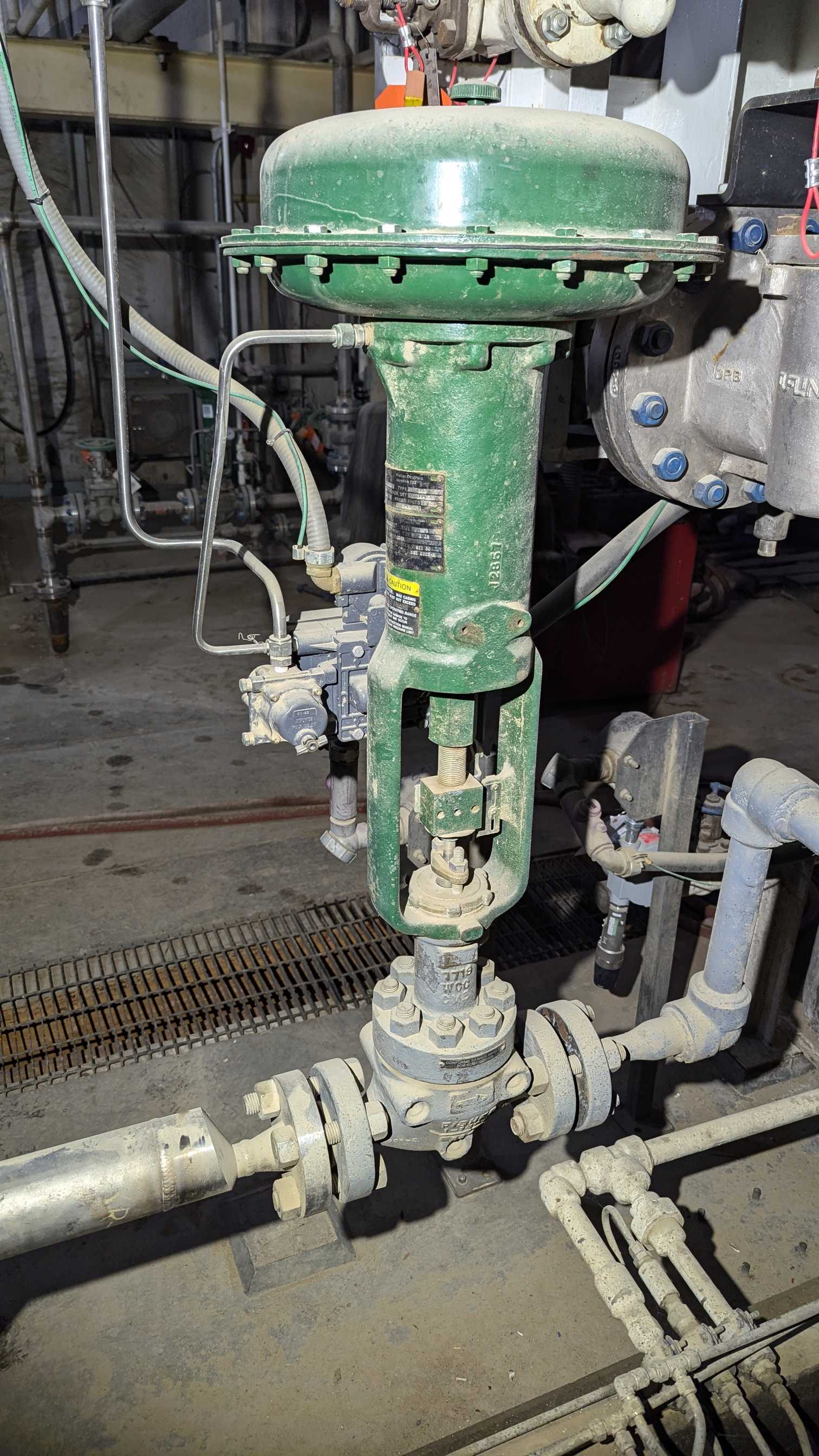 FISHER HPS CONTROL VALVE & 667 ACTUATOR ASSEMBLY - VALVE & ACTUATOR ASSEMBLY