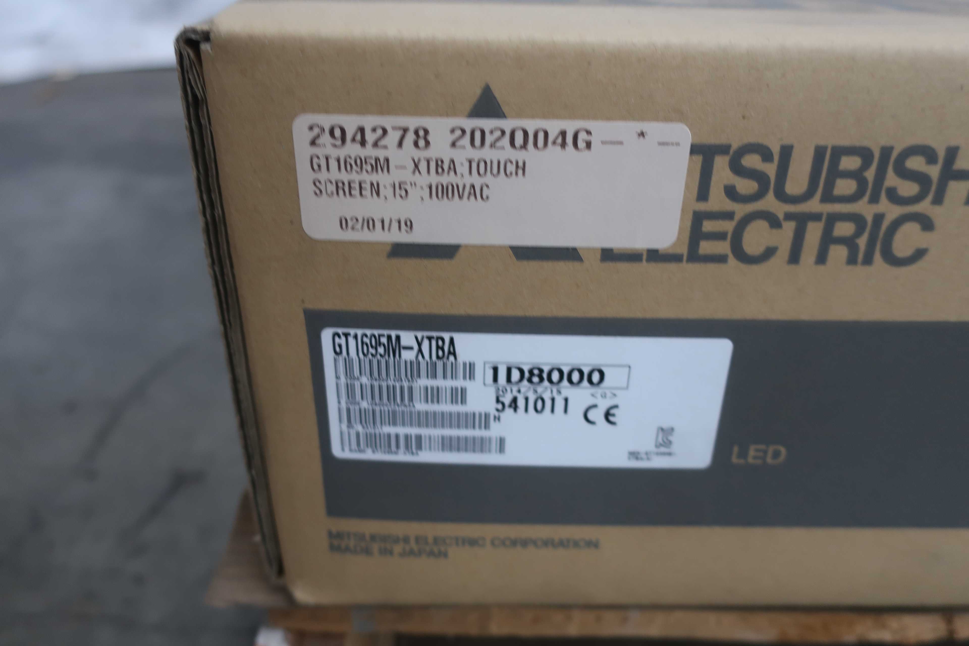 BULK QTY OF OPERATOR INTERFACE PANELS - OPERATOR INTERFACE PANELS