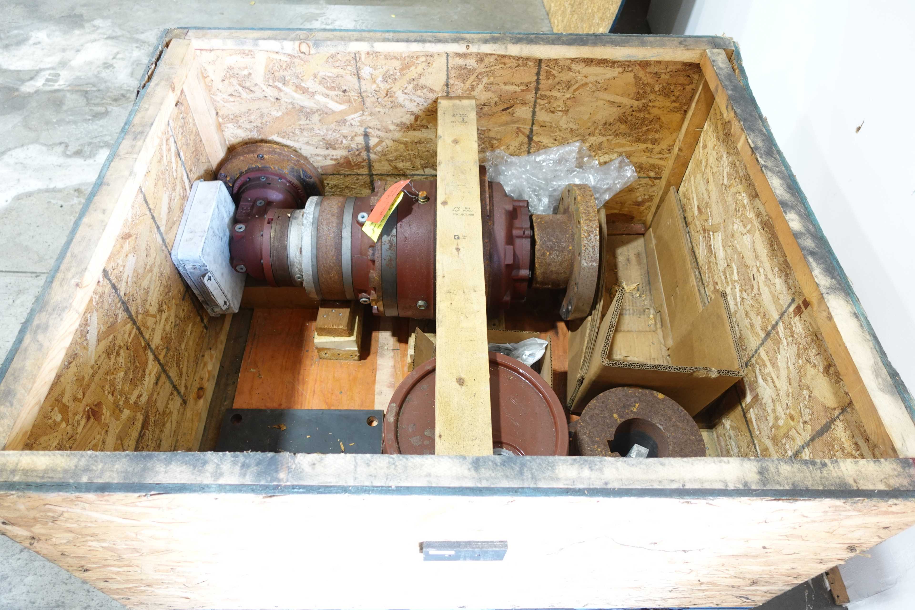 SKU 1727463 - LOT OF 2 GEAR BOXES - GEAR REDUCERS