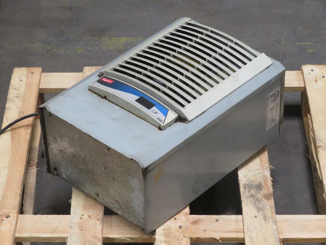 MCLEAN M17-0226-G004H AIR CONDITIONER - AIR CONDITIONER