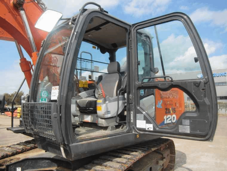 2019 HITACHI ZX120-6 CRAWLER EXCAVATOR - CRAWLER EXCAVATOR