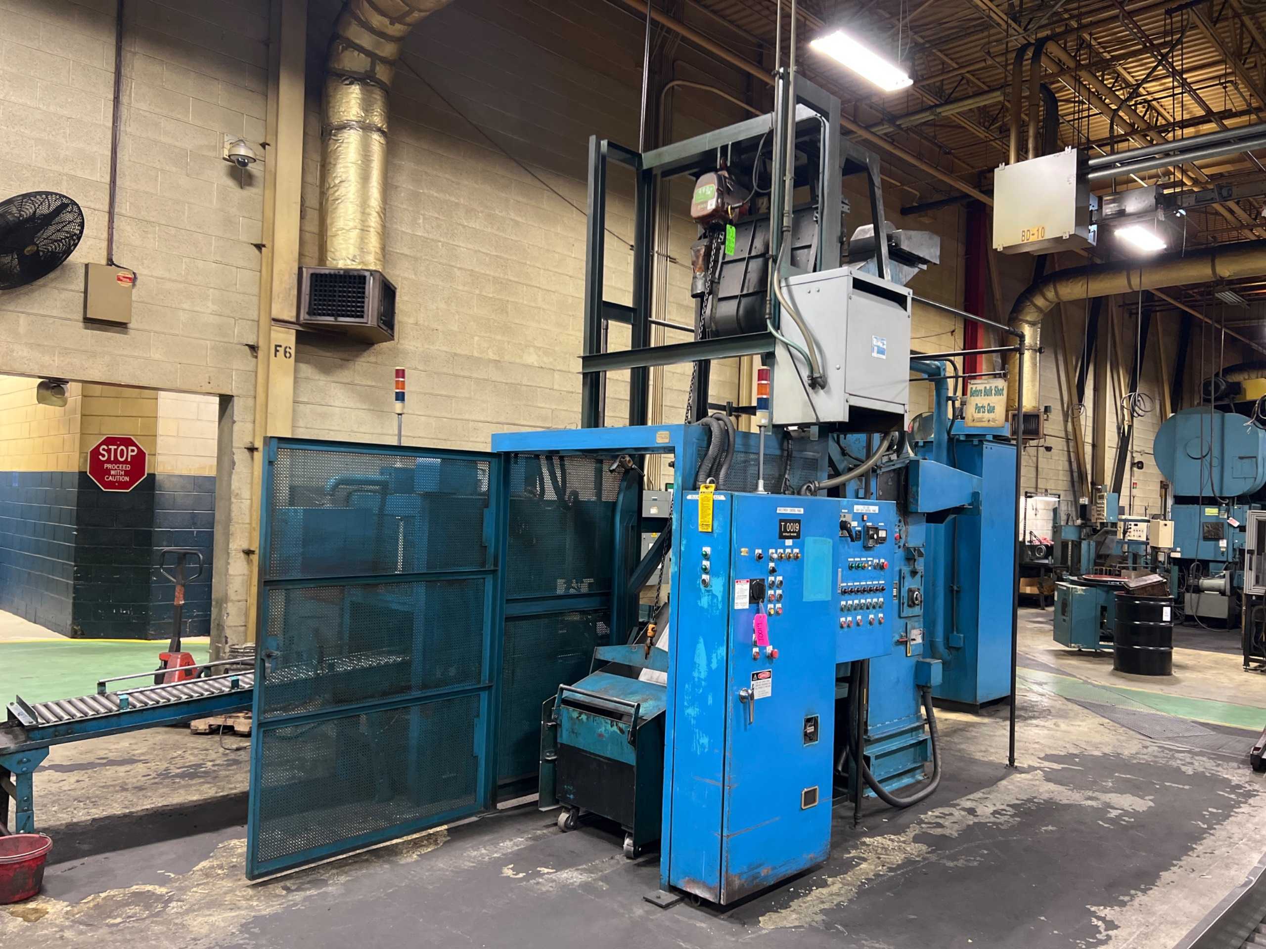 1989 FK NBM TC-100 SHOT BLAST MACHINE - SURFACE CLEANING 1989 FK NBM TC-100 SHOT BLAST MACHINE - SURFACE CLEANING