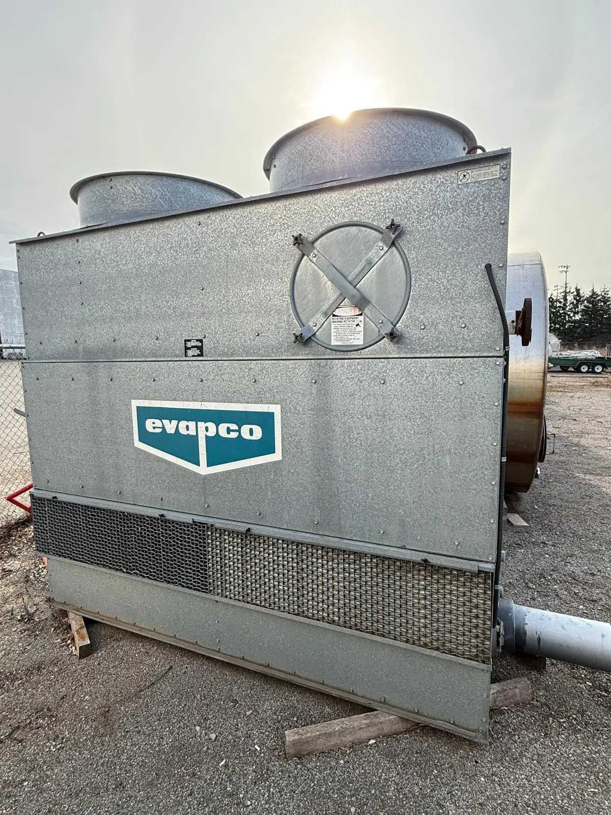EVAPCO ICT4-79 COOLING TOWER, INDUCED DRAFT COUNTERFLOW, 107X50X110IN, 3500 LBS - COOLING TOWERS