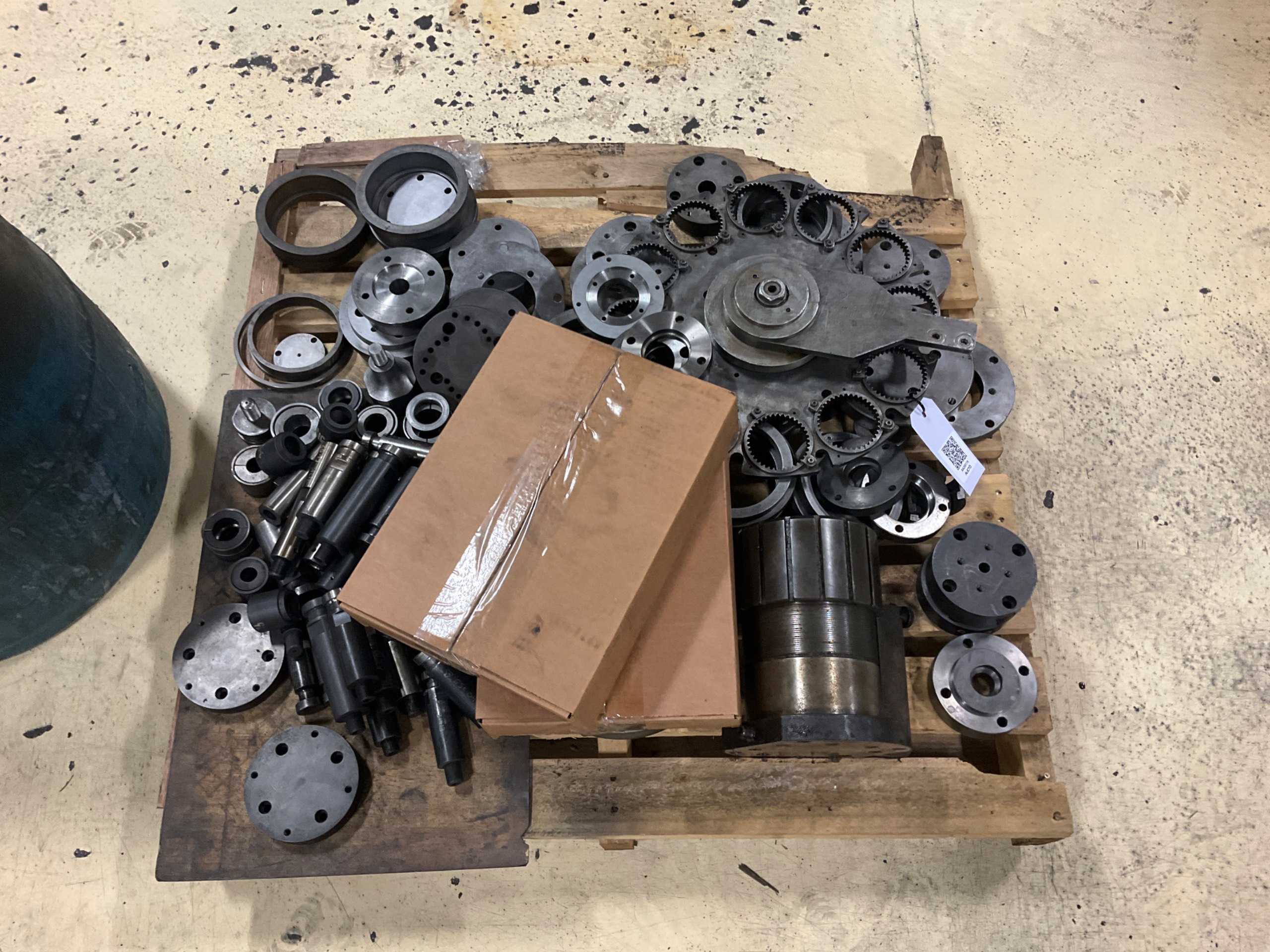 BULK QTY OF GASBARE PRESS PARTS - PRESS PARTS