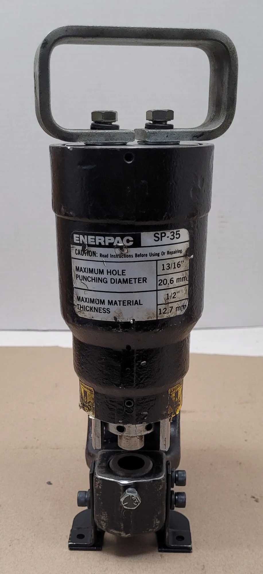 ENERPAC SP35 HYDRAULIC PUNCH, 35-TON, 10,000 PSI, 0.31-0.81" HOLE SIZE, 0.5" STEEL CAPACITY - PUNCHING MACHINES