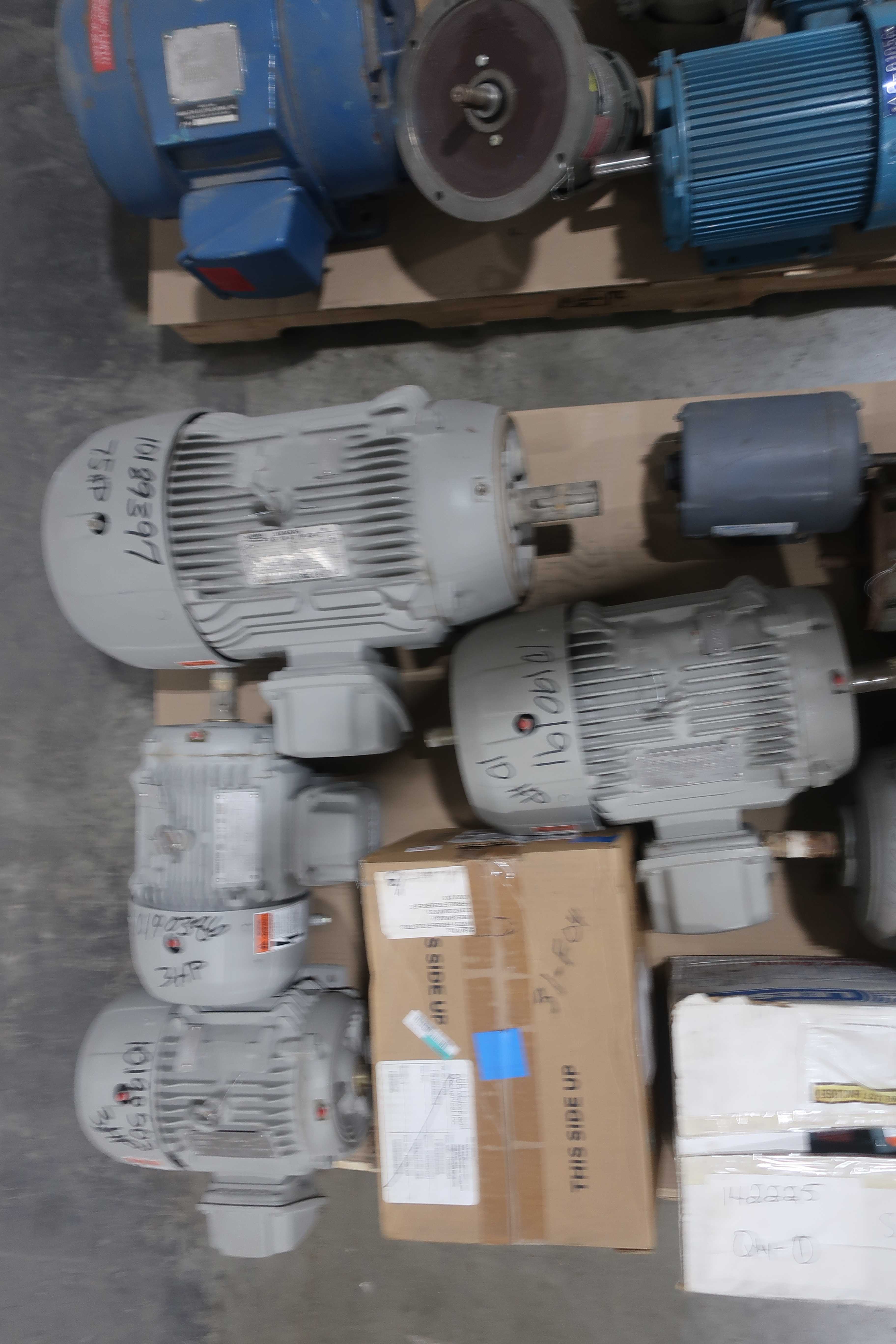 SKU 1736498 - 4 PALLETS OF ASSORTED ELECTRIC AC MOTORS - AC MOTOR