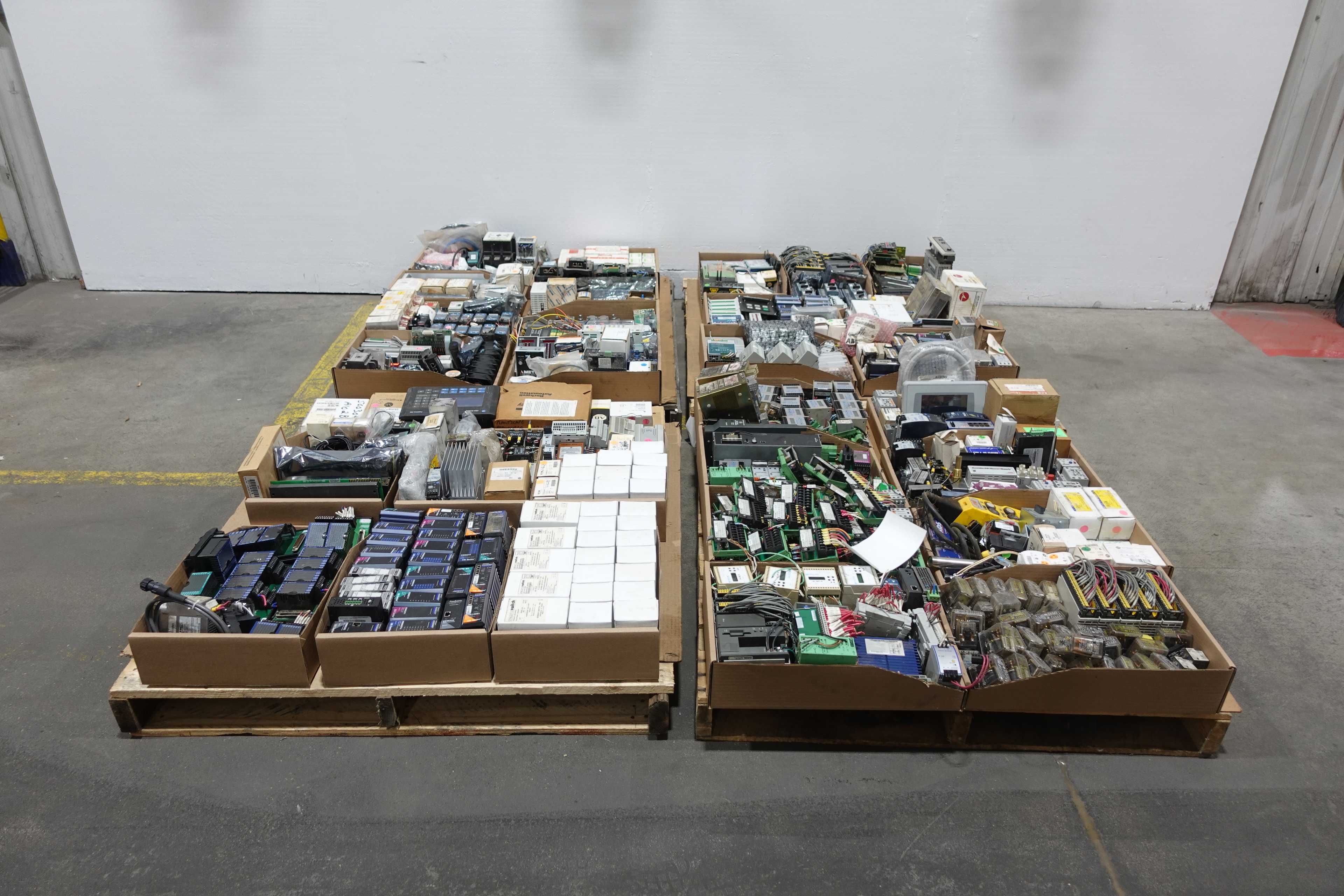 4 PALLETS OF ASSORTED AUTOMATION AND ELECTRICAL CONTROLS - AUTOMATION & CONTROLS