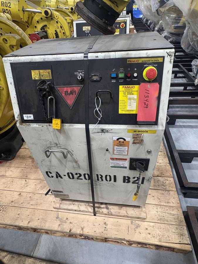 2014 FANUC M-900IA/400L ARTICULATED ROBOT, 400KG PAYLOAD, 3625MM REACH, R-30IA CONTROL - ARTICULATED ROBOTS