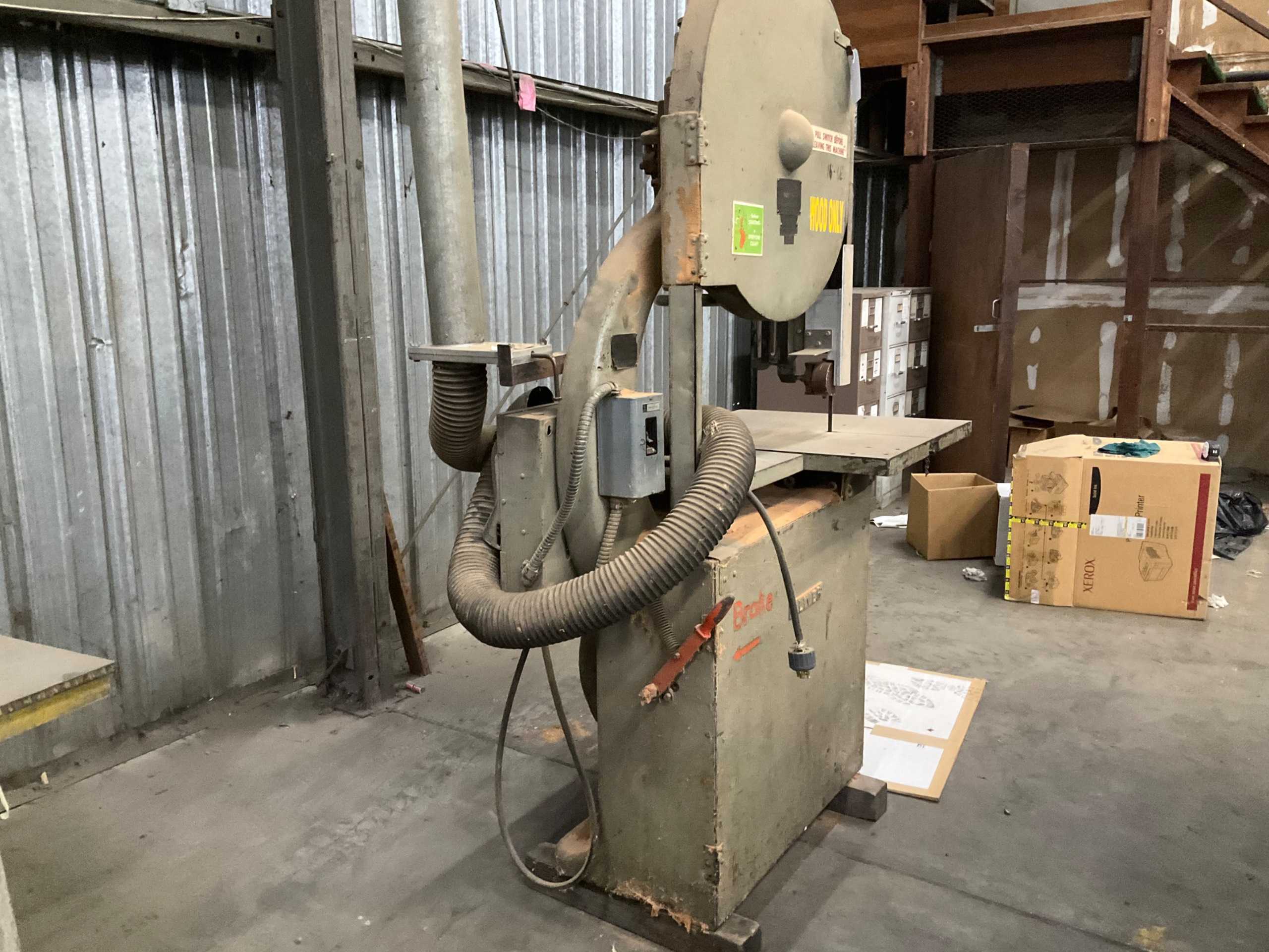 OLIVER MACHINERY CO. 117 VERTICAL BAND SAW - VERTICAL BAND SAW