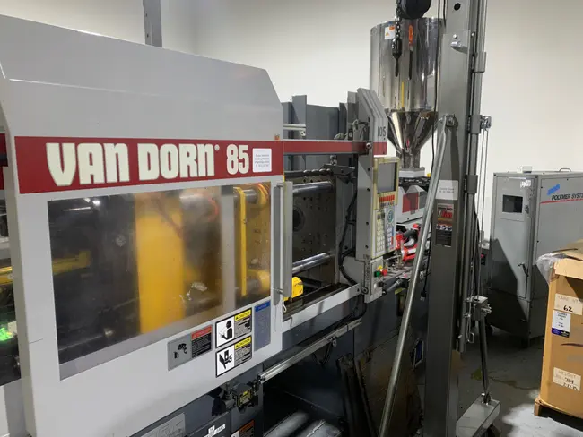 VAN DORN PATHFINDER 3000  INJECTION MOLDING MACHINE - undefined