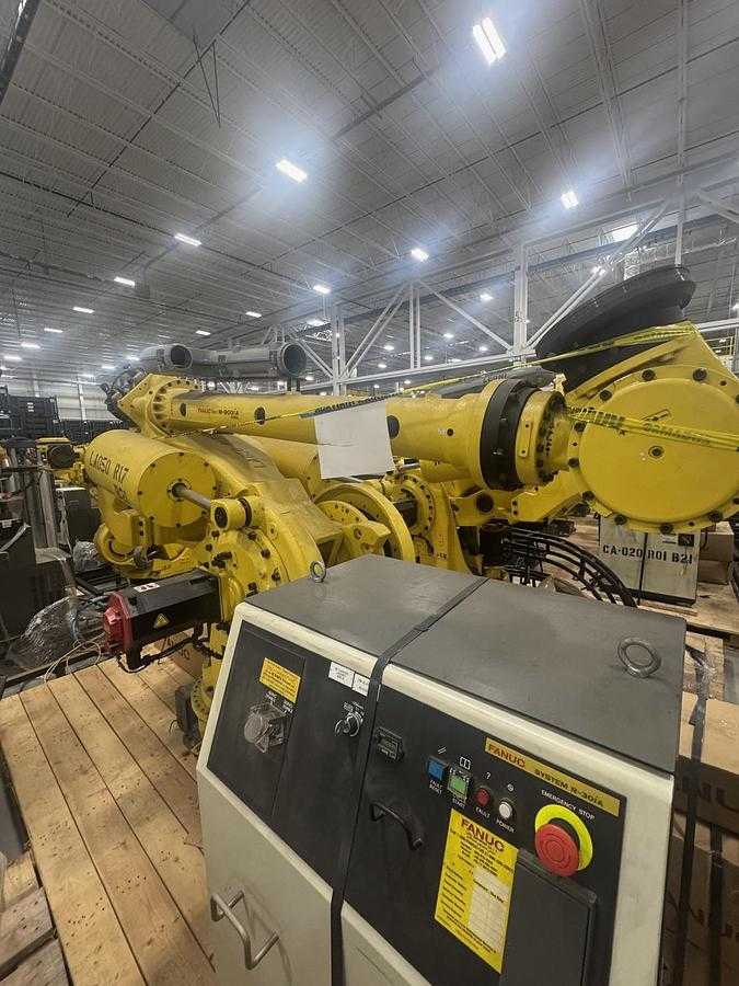 2014 FANUC M-900IA/400L ARTICULATED ROBOT, 400KG PAYLOAD, 3625MM REACH, R-30IA CONTROL - ARTICULATED ROBOTS