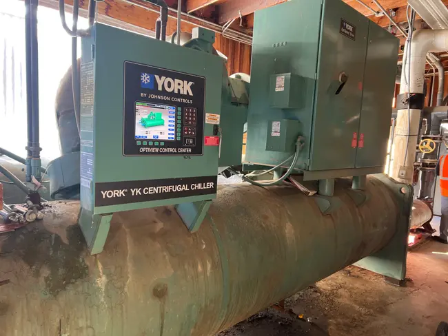 YORK YKFCFDH7CVESVSD LIQUID CHILLING SYSTEM - undefined