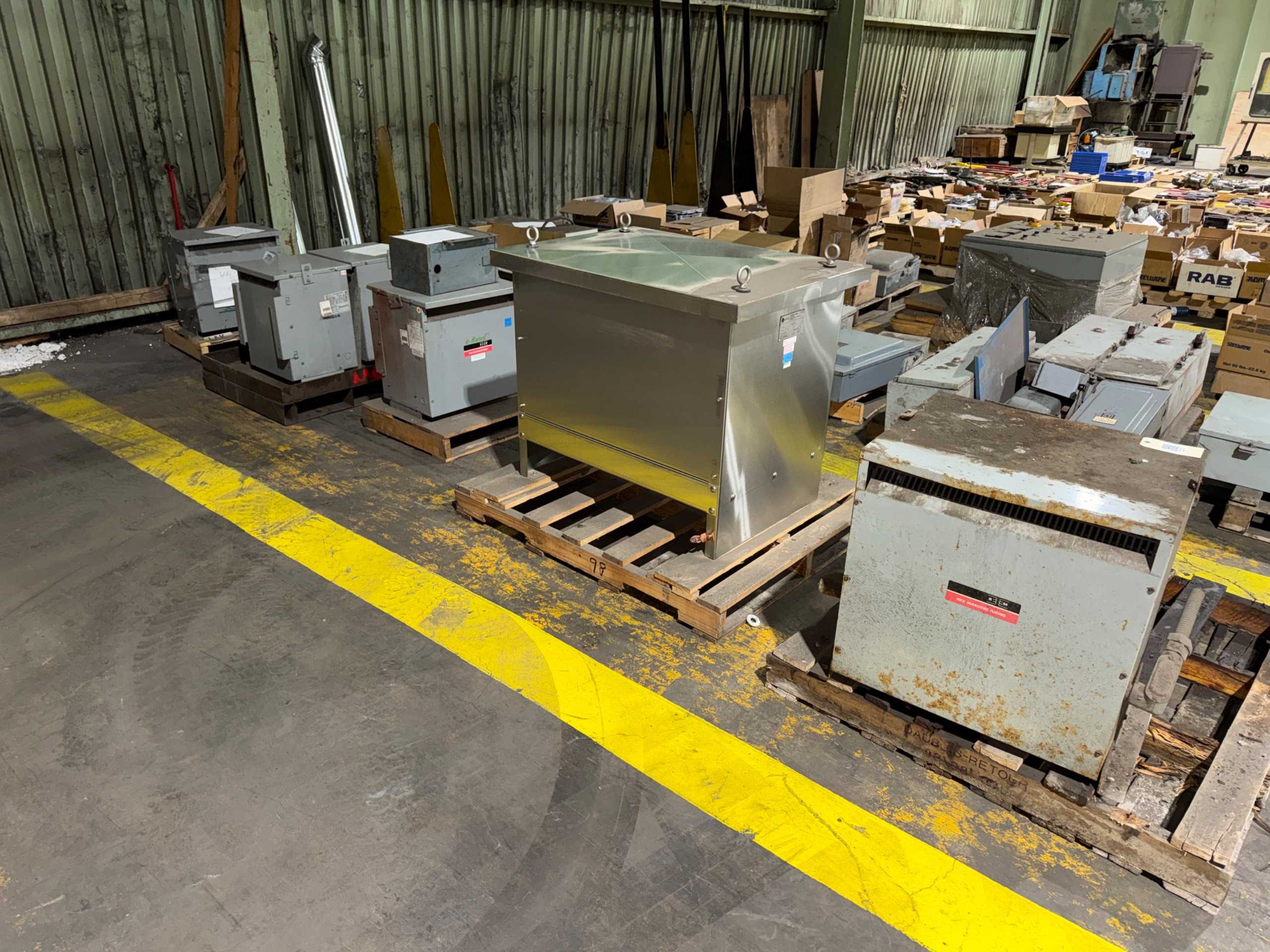 BULK QTY OF POWER TRANSFORMERS - POWER TRANSFORMERS