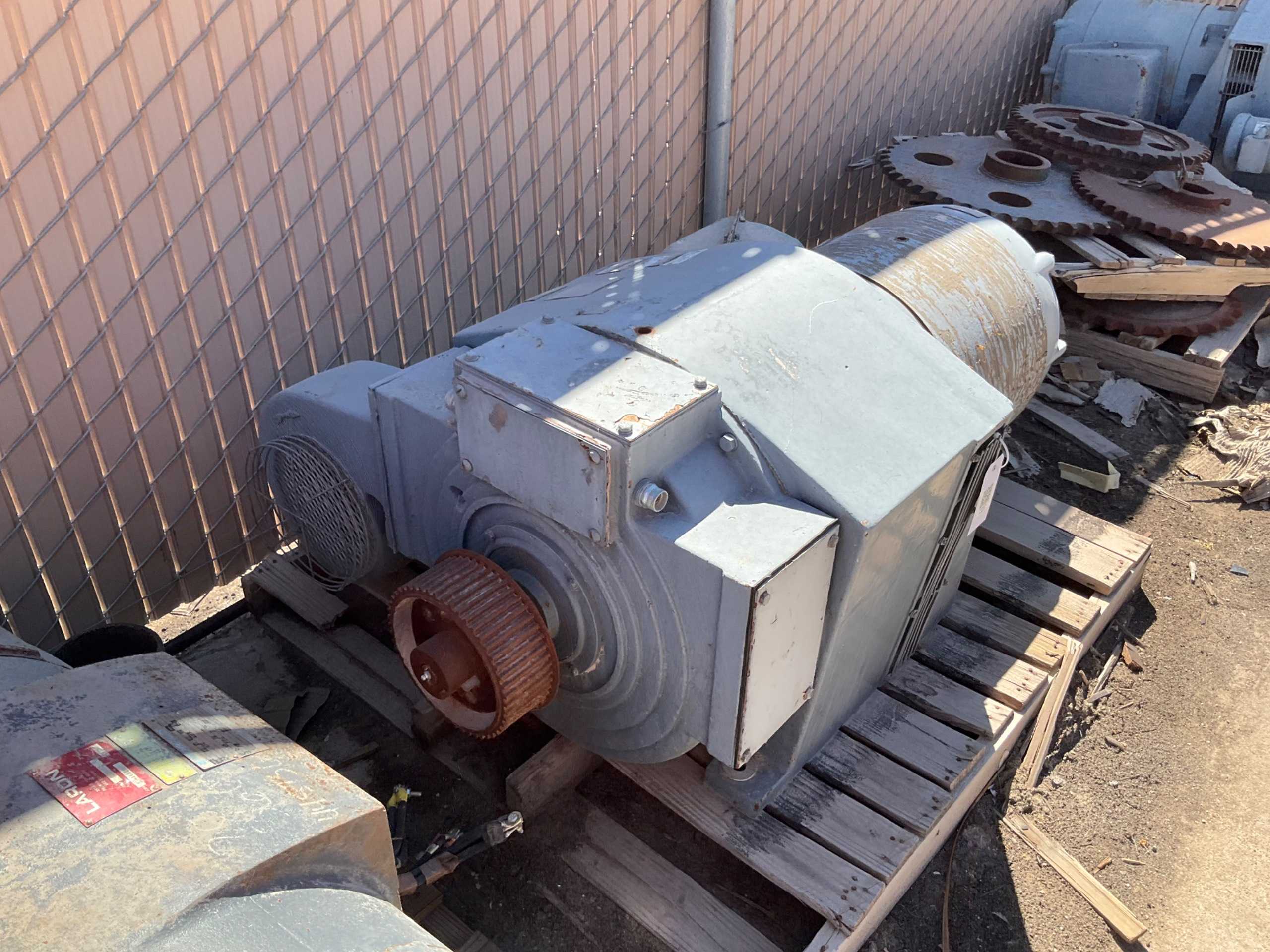 LOUIS ALLIS MOTOR & GEARBOX ASSEMBLY - MOTOR & GEARBOX ASSEMBLY