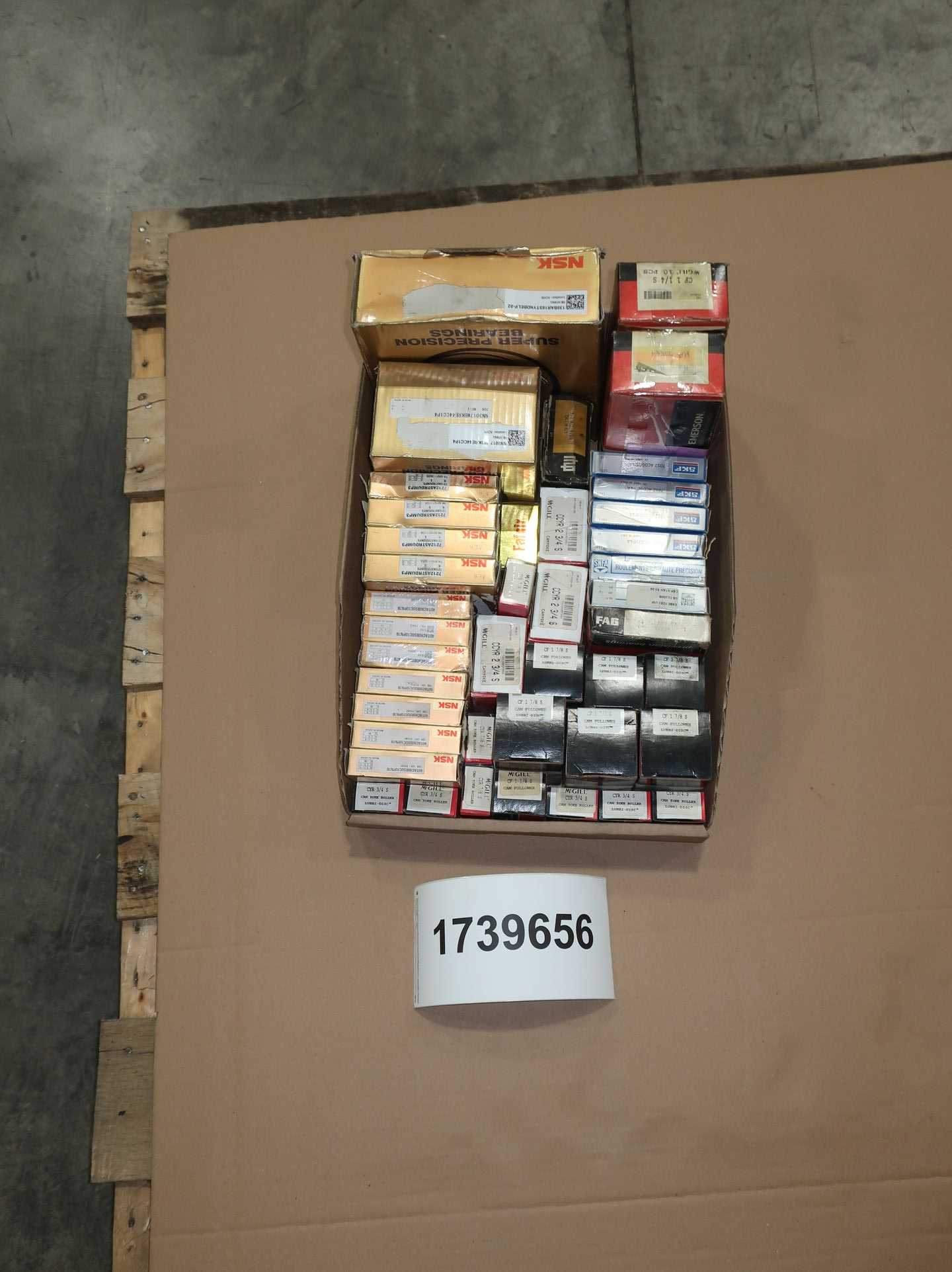 SKU 1739656 - TOTE OF ASSORTED PRECISION BEARINGS, NSK, MCGILL, SKF, FAFNIR, SNFA, FAG, RHP SKU 1739656 - TOTE OF ASSORTED PRECISION BEARINGS, NSK, MCGILL, SKF, FAFNIR, SNFA, FAG, RHP