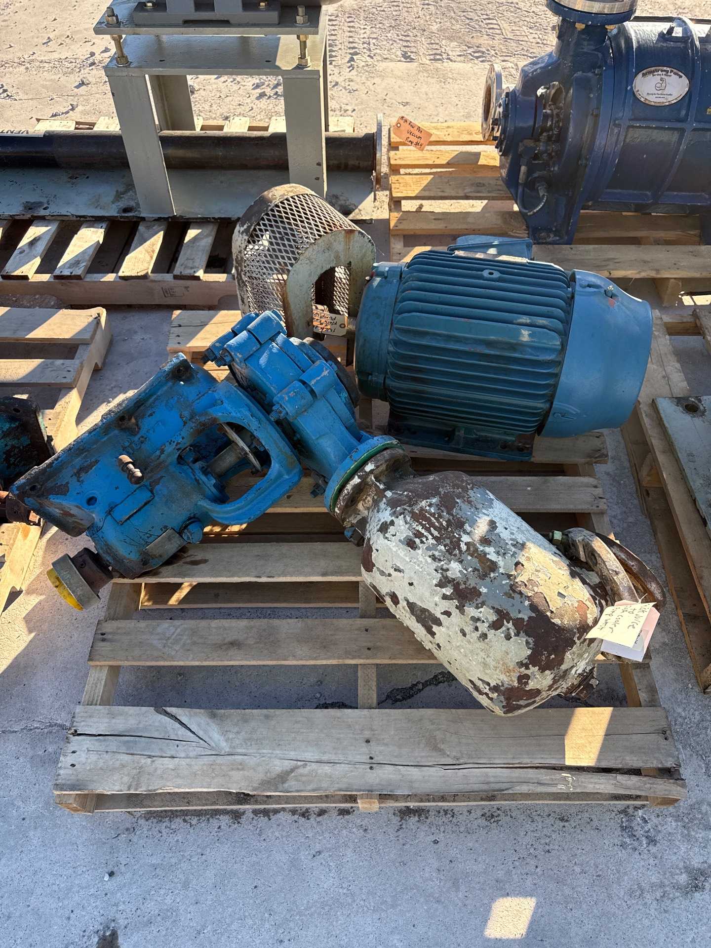 LA BOUR DPL PUMP & 25 HP MOTOR ASSEMBLY - CENTRIFUGAL PUMP