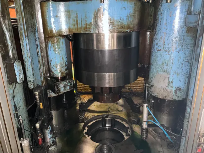 CINCINNATI 600-R-3 600 TON SIZING PRESS - undefined