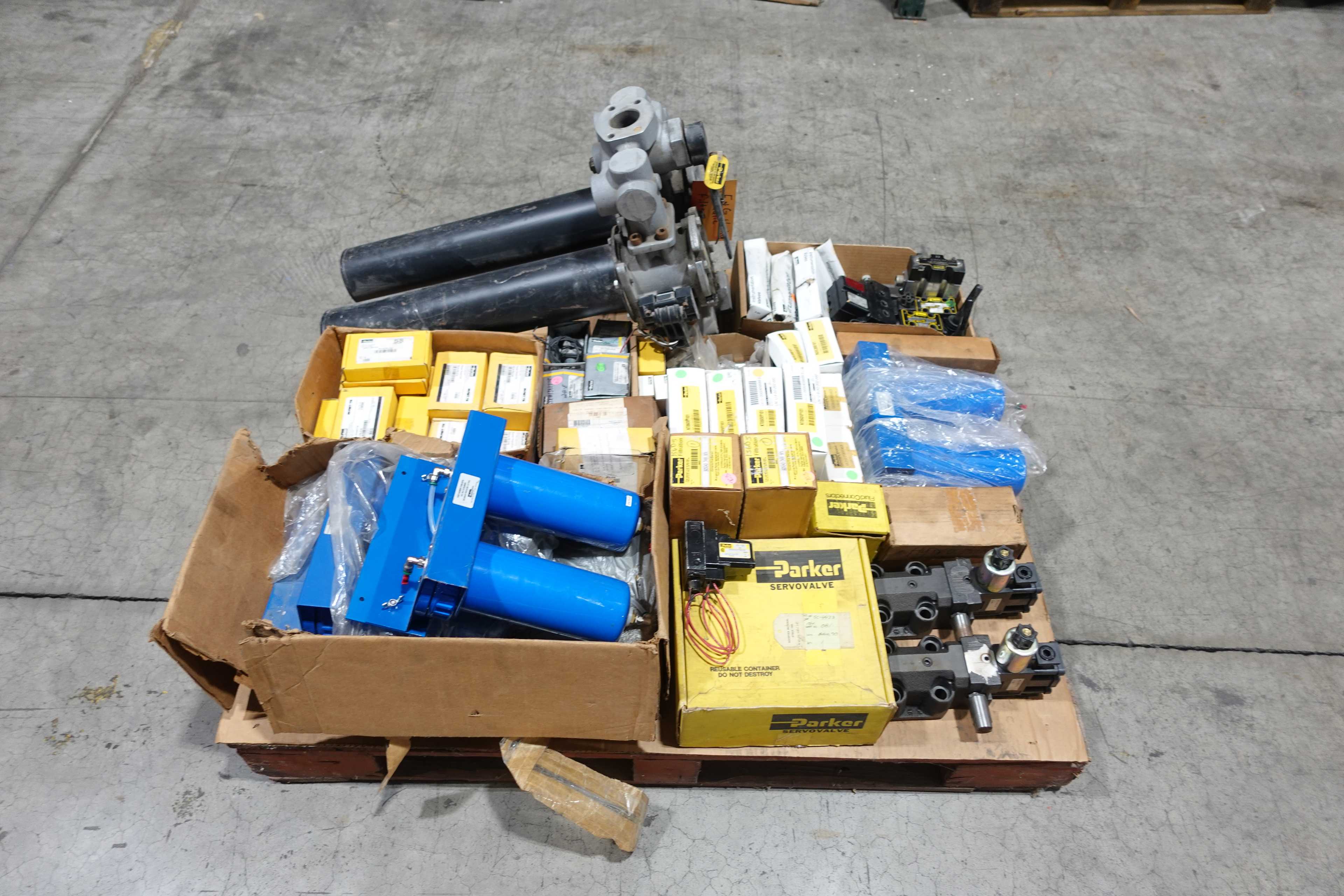 PALLET OF ASSORTED PARKER REPLACEMENT PARTS - INDUSTRIAL PARTS
