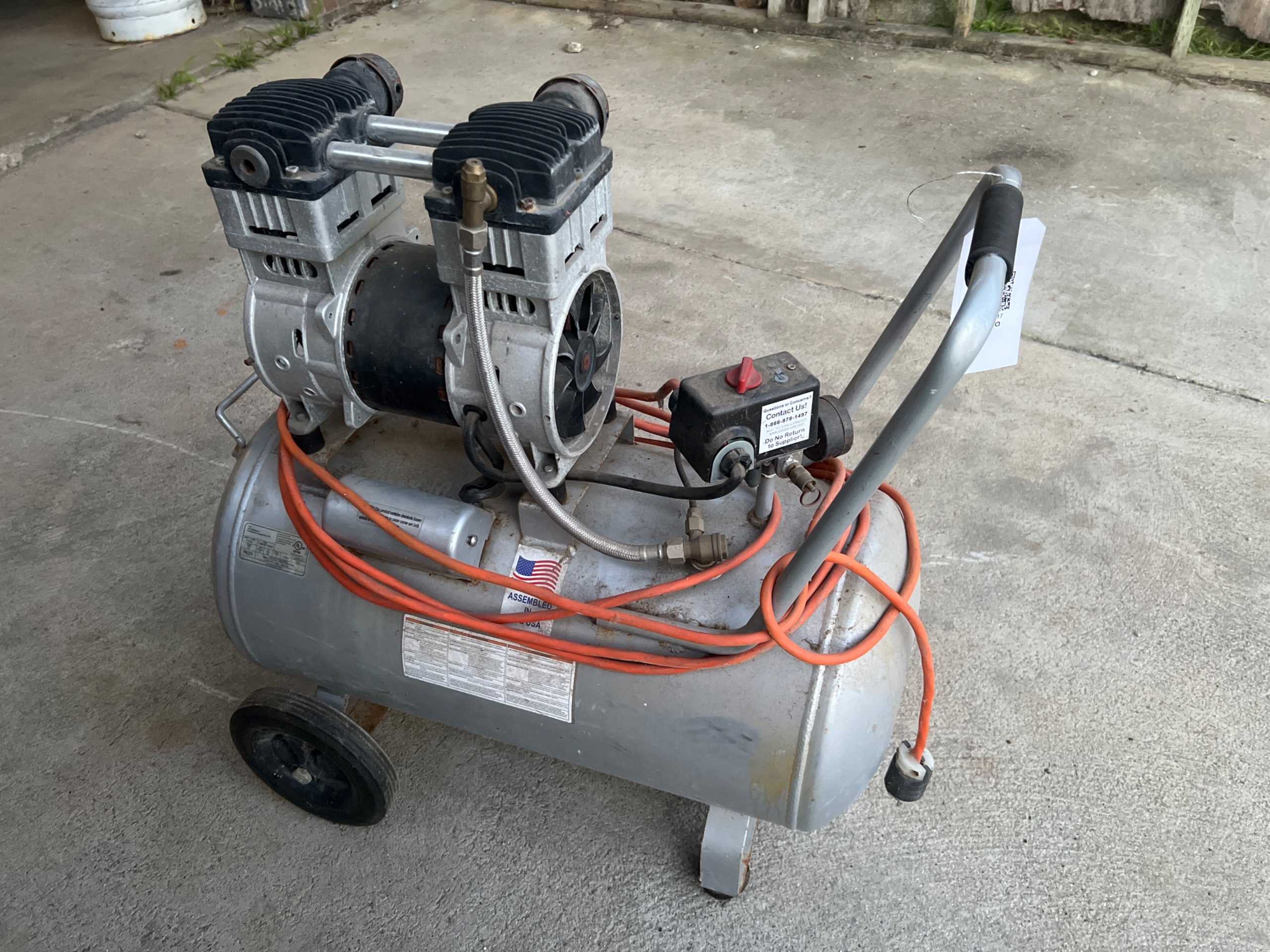 CALIFORNIA AIR TOOLS 15020C PORTABLE AIR COMPRESSOR - PORTABLE AIR COMPRESSORS