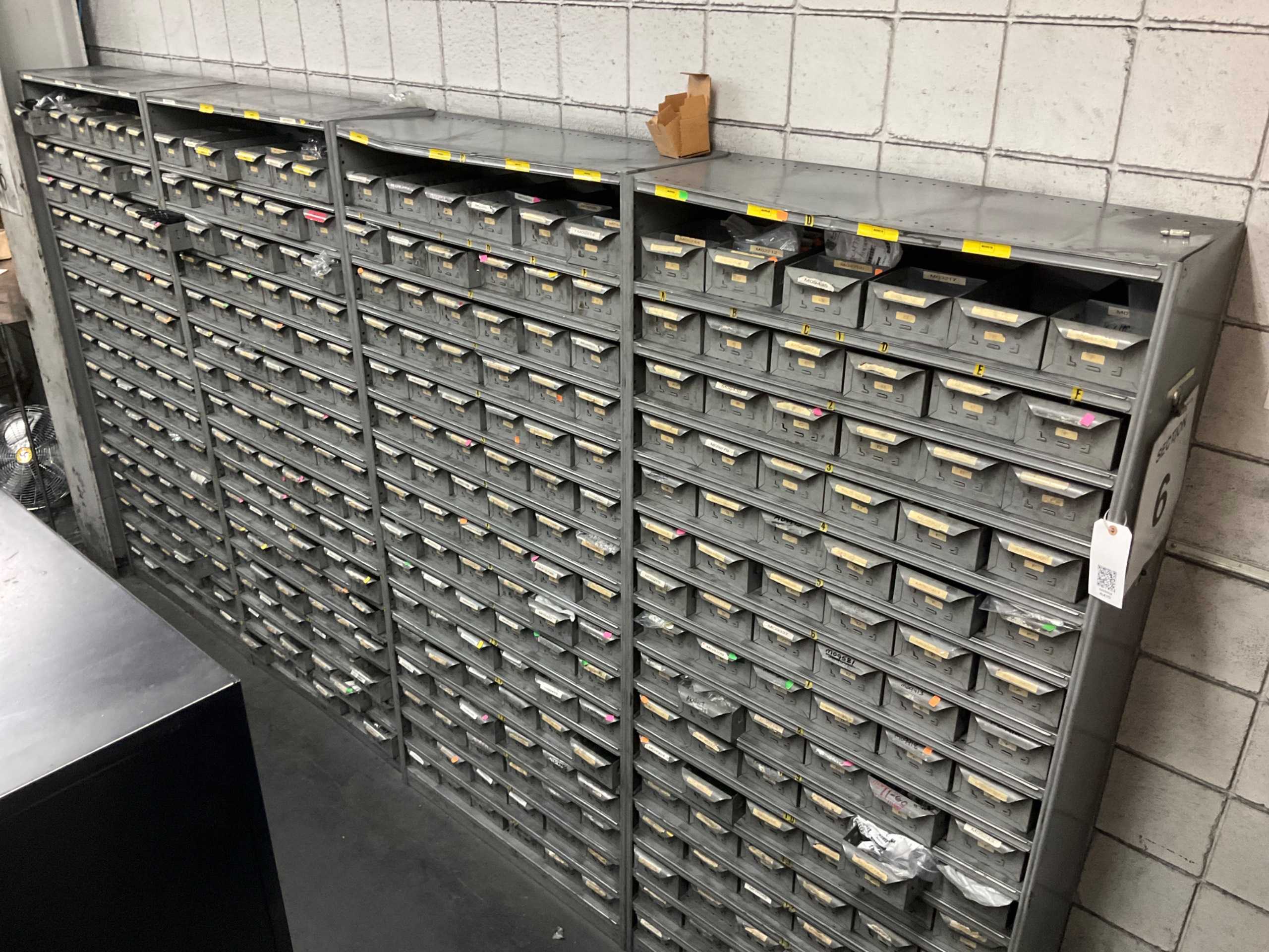 BULK QTY OF DRAWER CABINET WITH CONTENTS - DRAWER CABINET