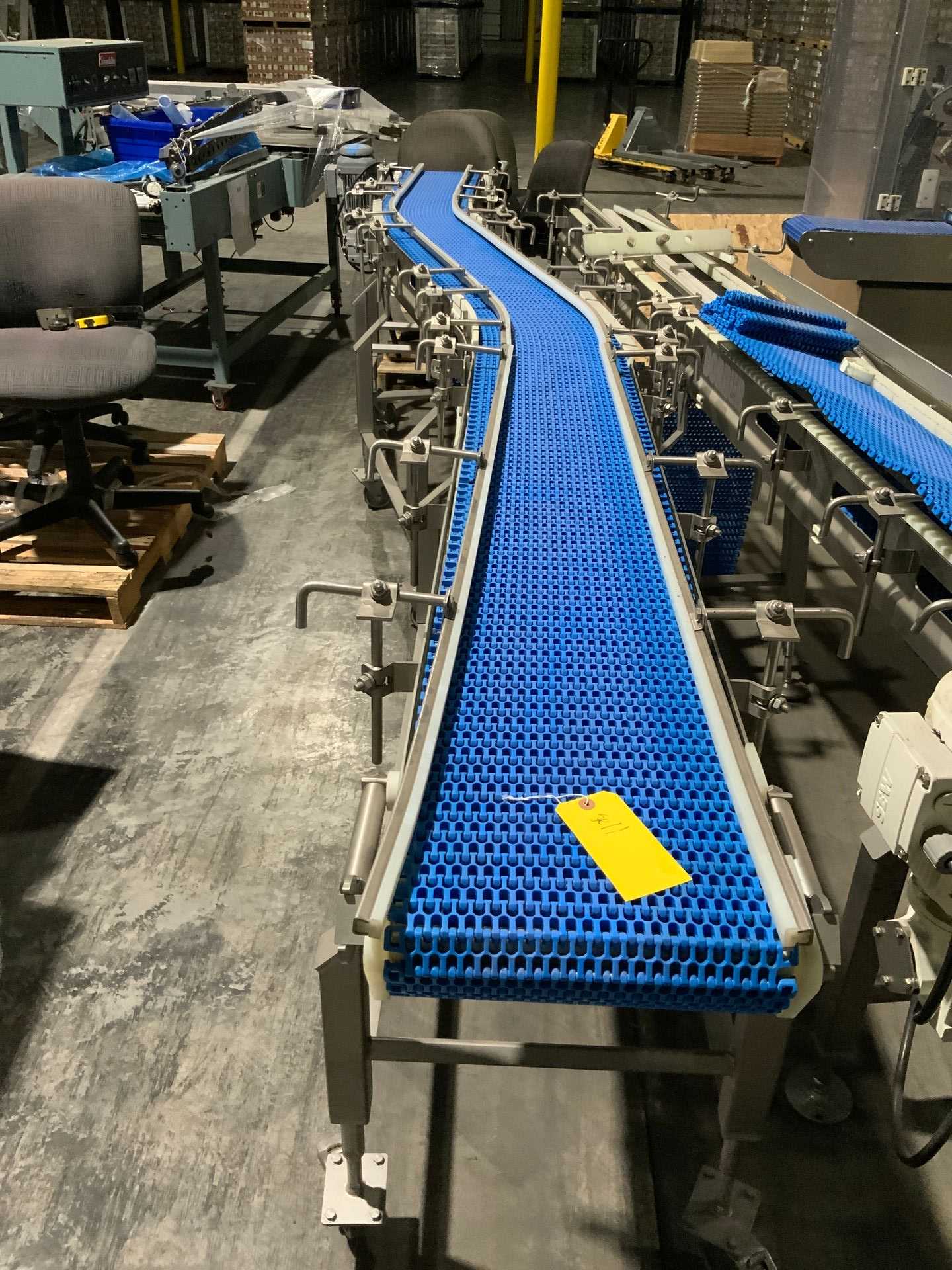 STAINLESS POWERED S CONVEYER - BELT CONVEYOR
