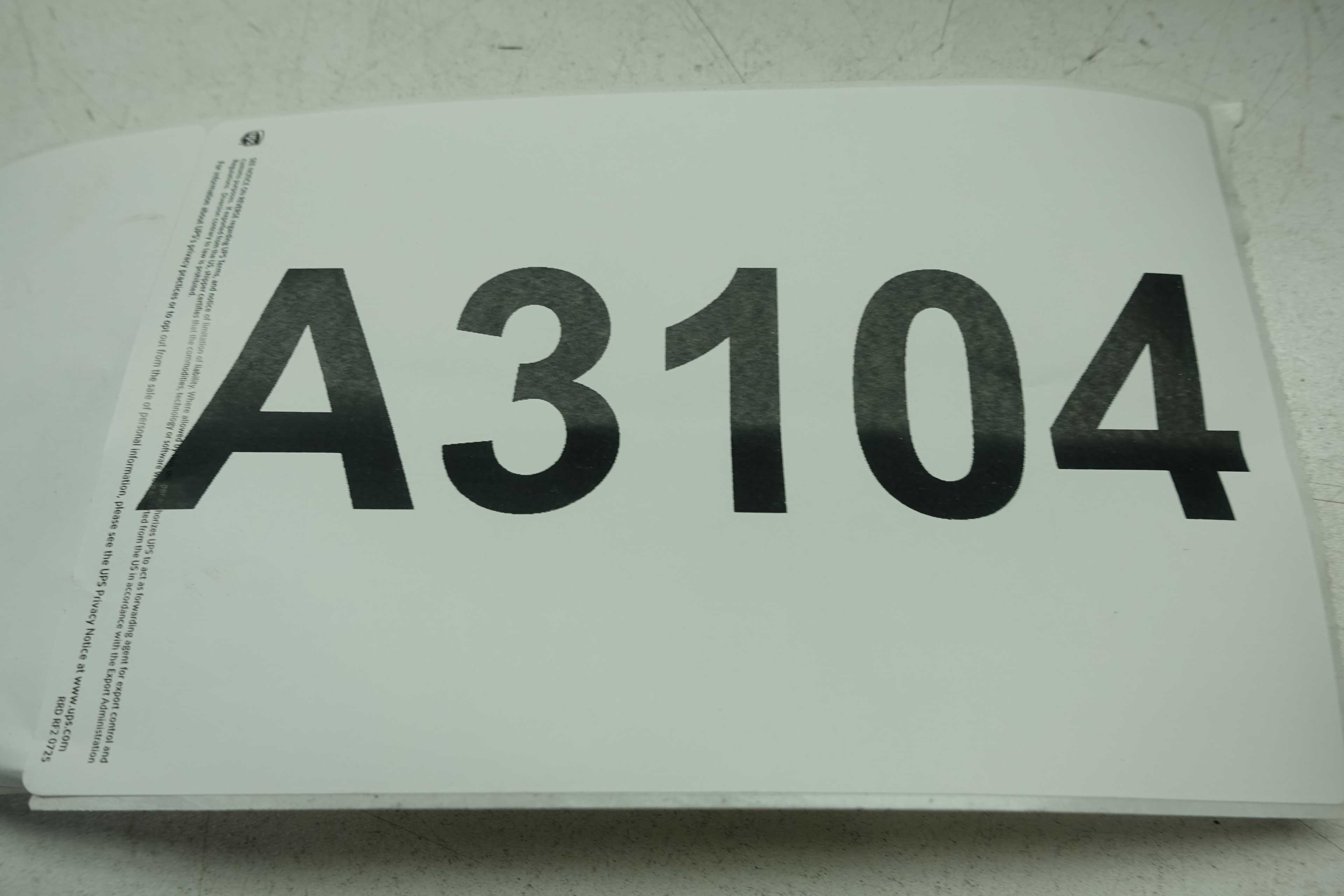 LOT OF MIXED MEDIA EQUIPMENT, PROJECTORS, DISPLAY SCREEN, AUDIO CONTROLS - ELECTRICAL COMPONENTS