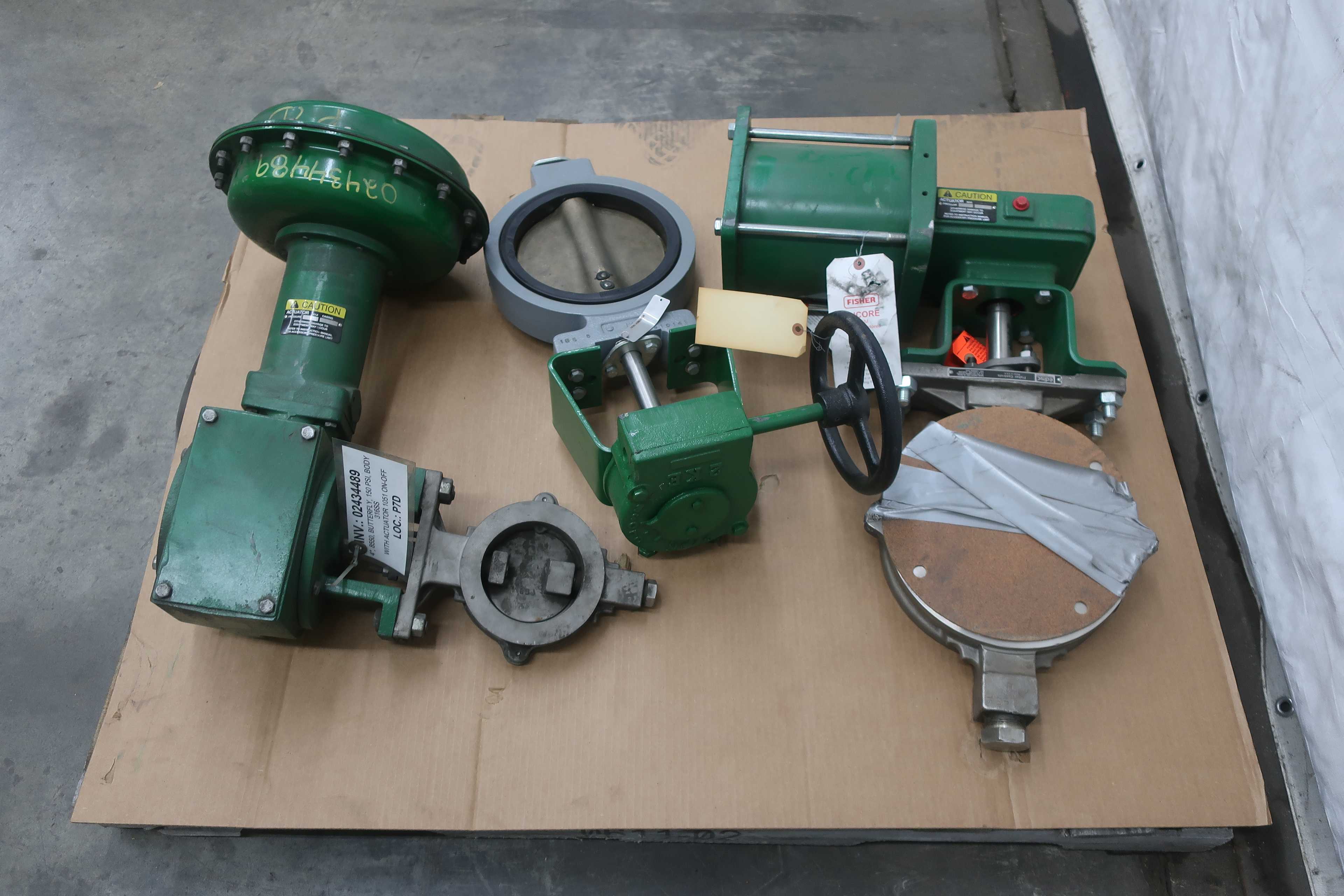 LOT OF 3 FISHER BUTTERFLY VALVES - BUTTERFLY VALVE