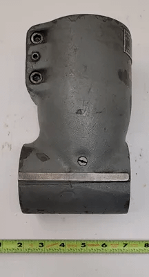 BRIDGEPORT RIGHT ANGLE HEAD WITH 3.39 INCH BOTTOM HOLE, 5" W, 8.25" H - MACHINE TOOLING