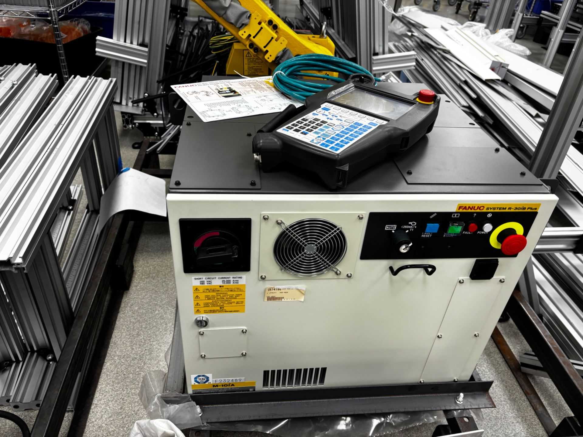 FANUC M-10IA-10MS ROBOT & CONTROLLER ASSEMBLY - ROBOT & CONTROLLER ASSEMBLY