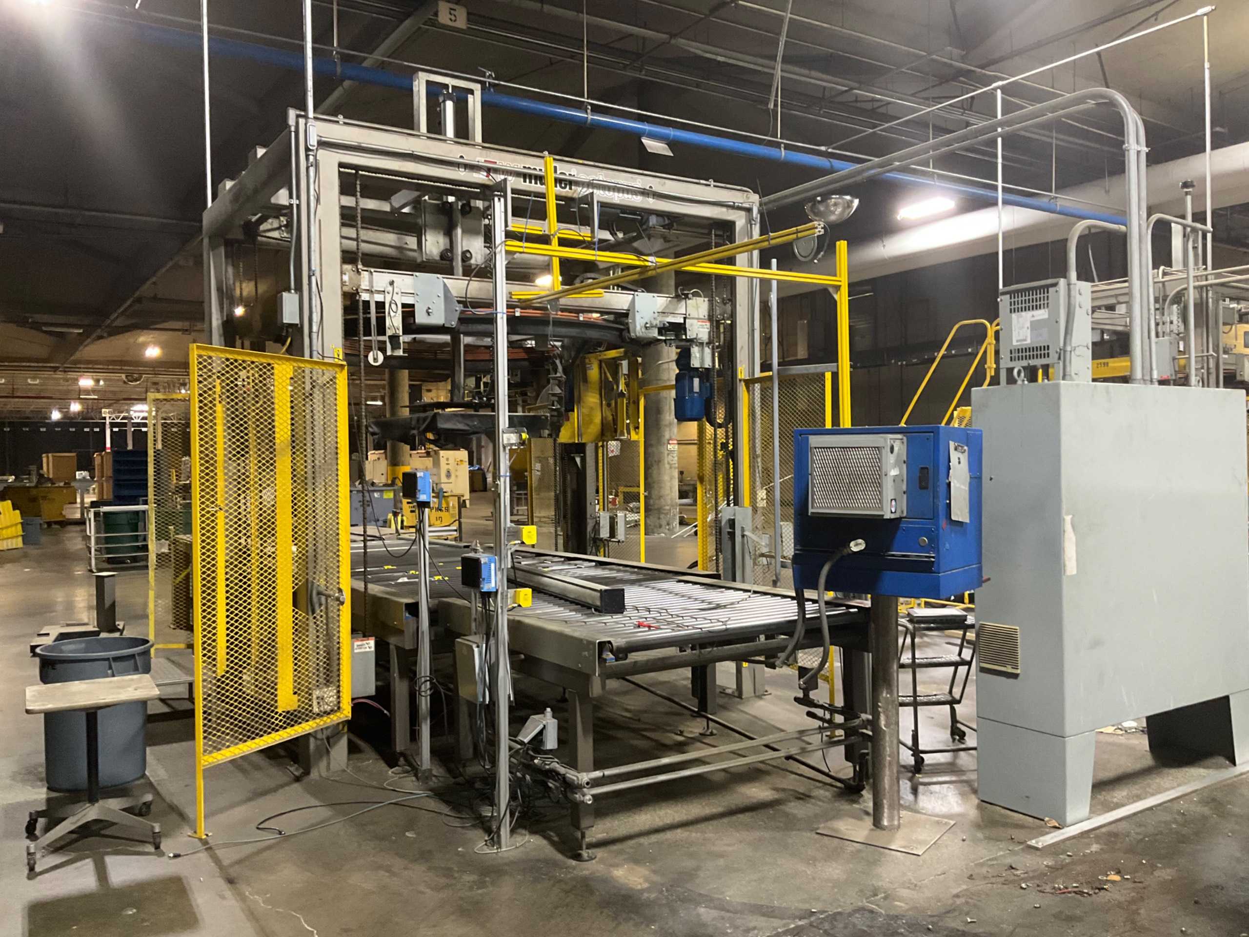 ITW MULLER 606 BFT OCTOPUS STRETCH WRAPPING MACHINE - PACKAGING