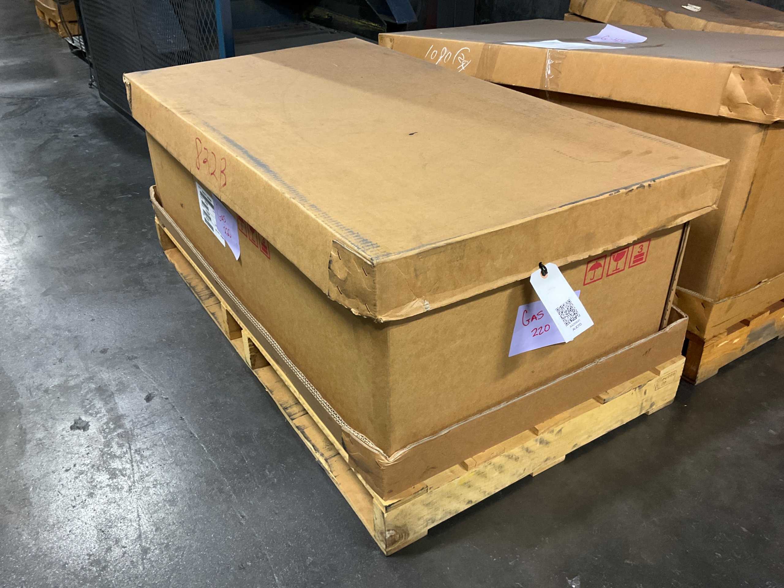 BULK QTY OF PRESS PARTS BULK QTY OF PRESS PARTS