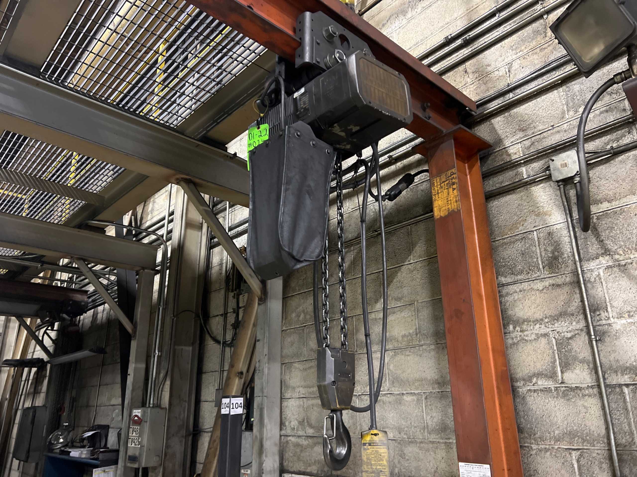 SPACEMASTER OVERHEAD CRANE - OVERHEAD CRANE