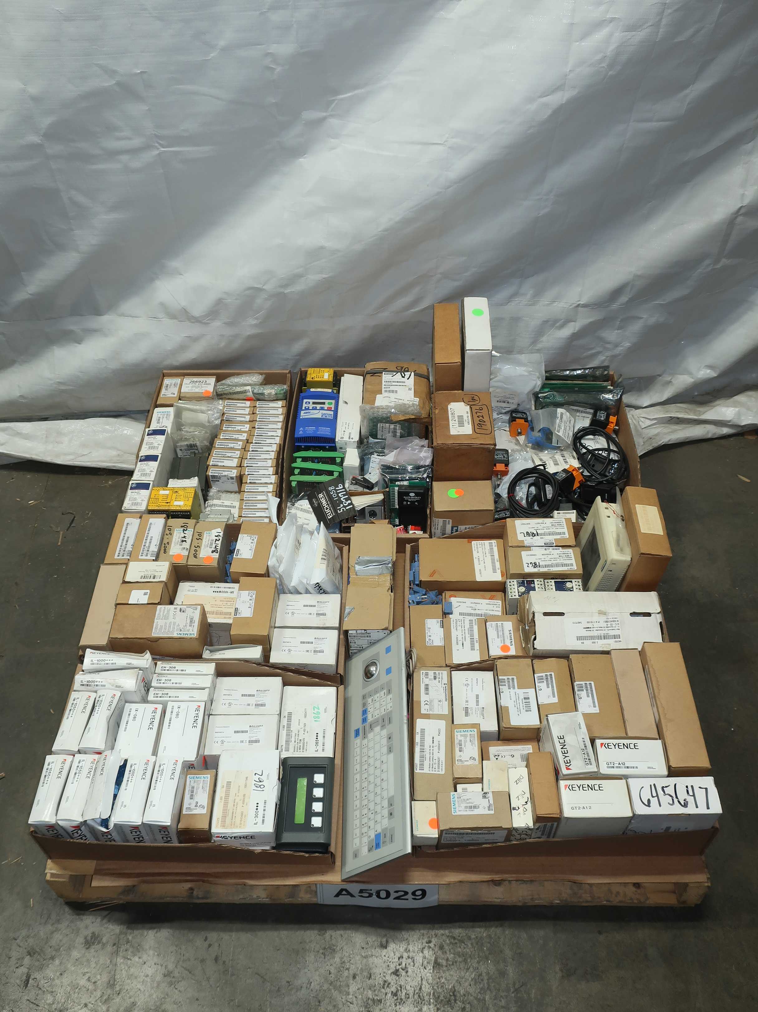 BULK QTY OF ASSORTED AUTOMATION AND CONTROLS - AUTOMATION & CONTROLS