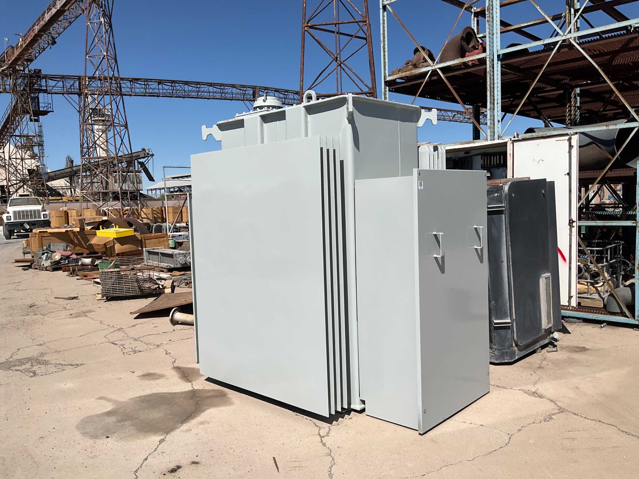 T&R  ELECTRIC SUPPLY CO. I766KV TRANSFORMER - OIL FILLED TRANSFORMERS