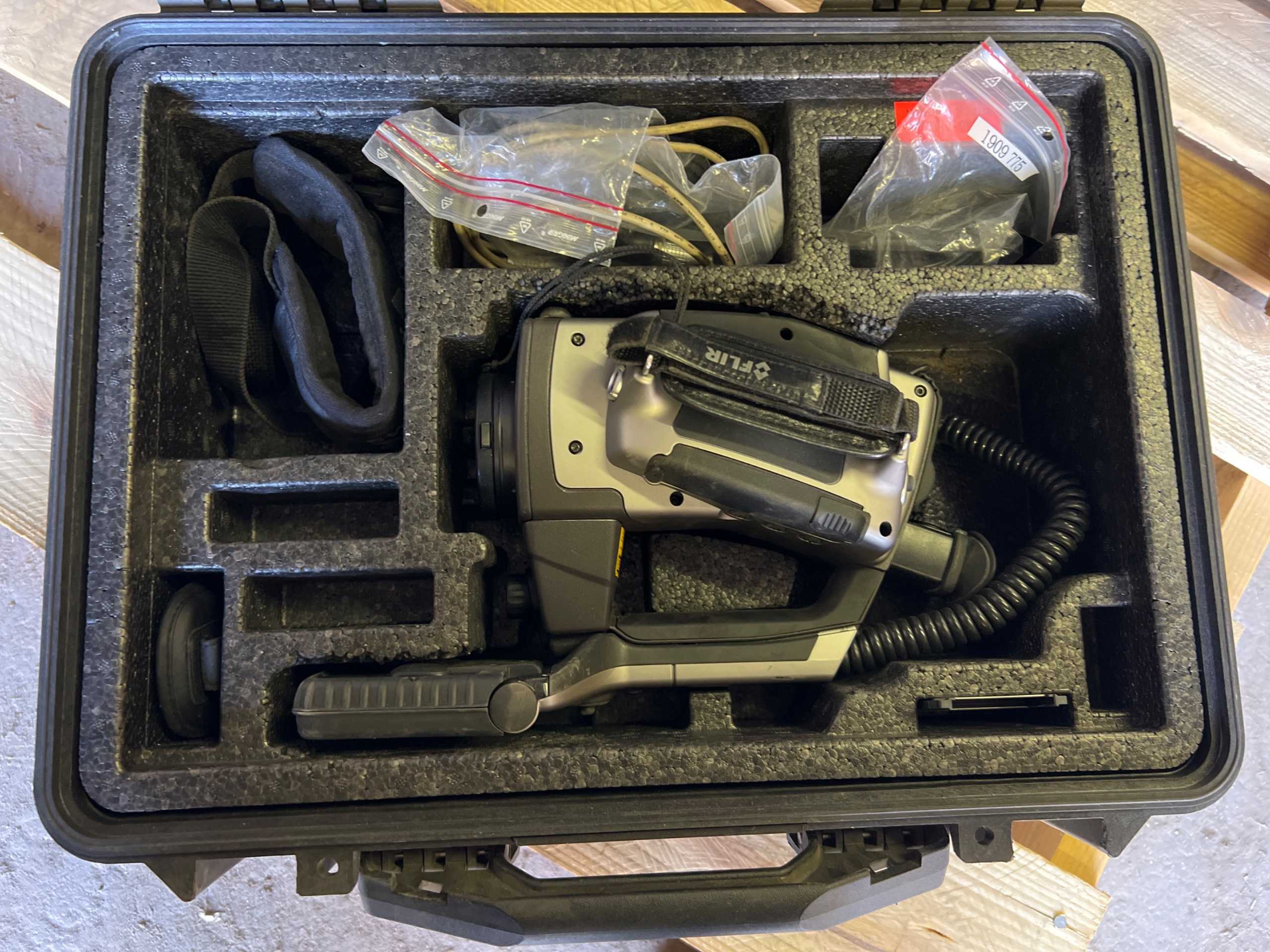 2004 FLIR THERMACAM P65 INFRARED CAMERA - INSPECTION CAMERAS