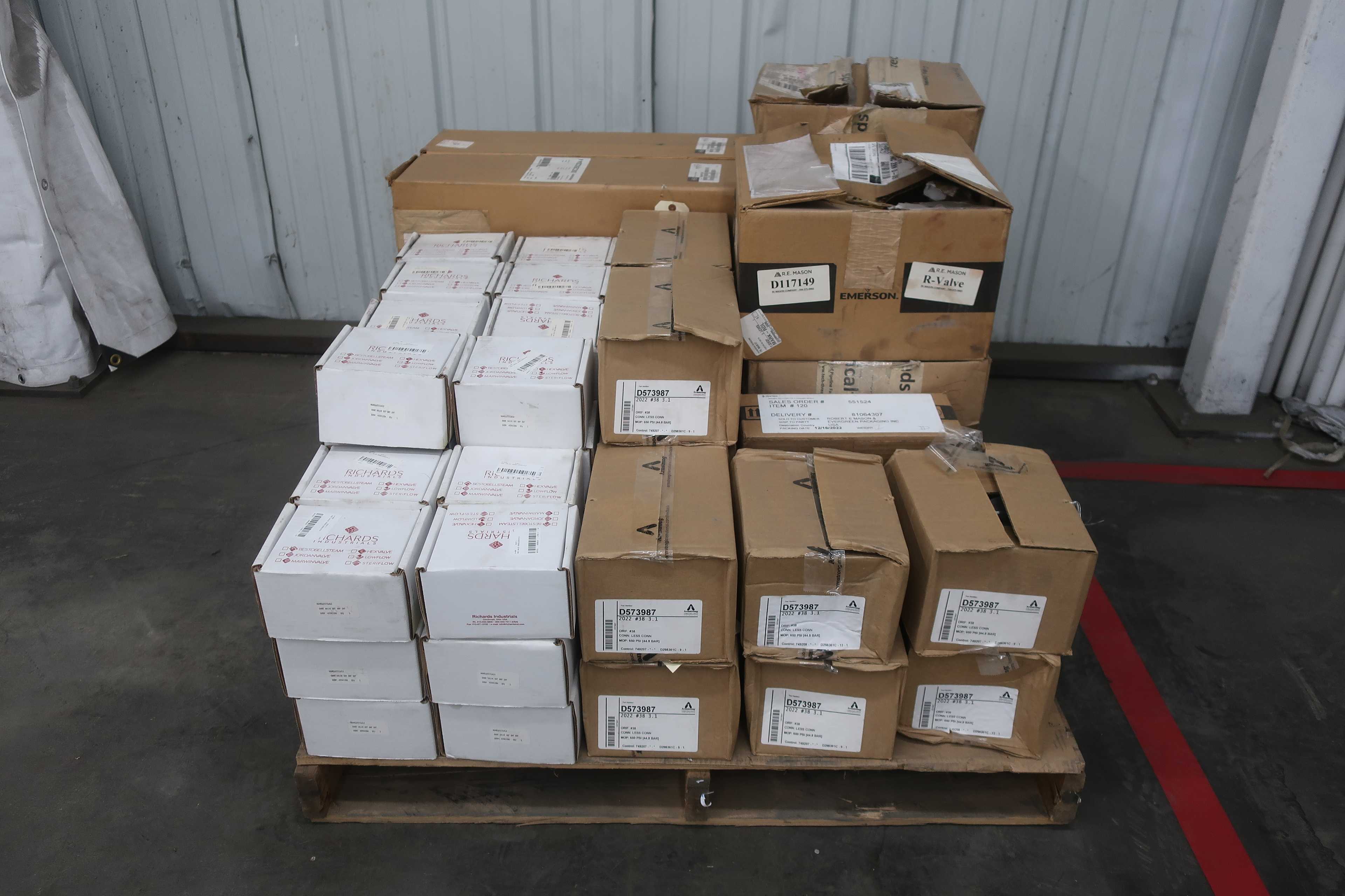 PALLET OF ASSORTED VALVES, VALVE PARTS AND FILTERS - VALVE PARTS & ACCESSORIES